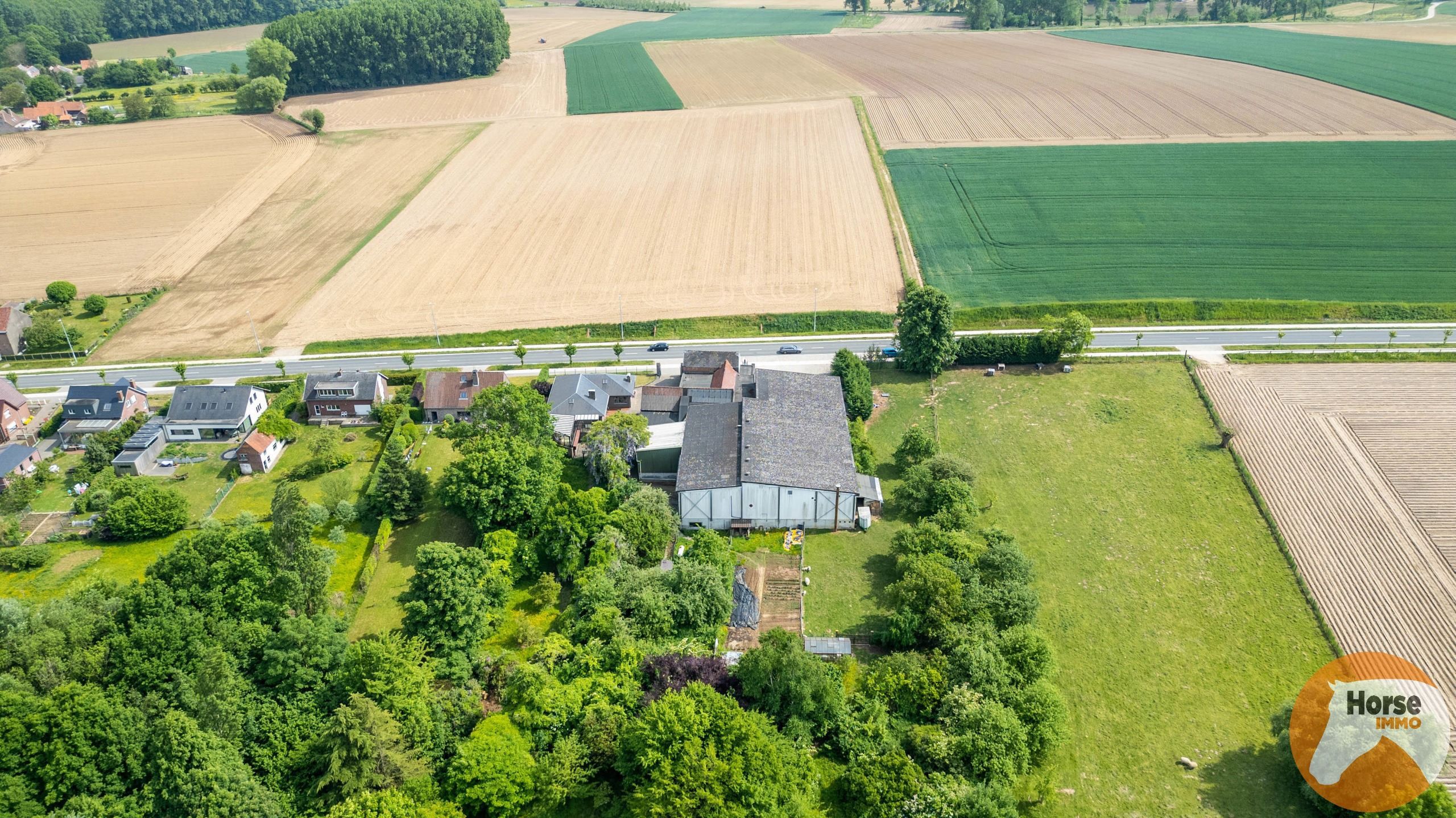 ZWALM - Woning met voormalig vleesverwerkend bedrijf  foto 4
