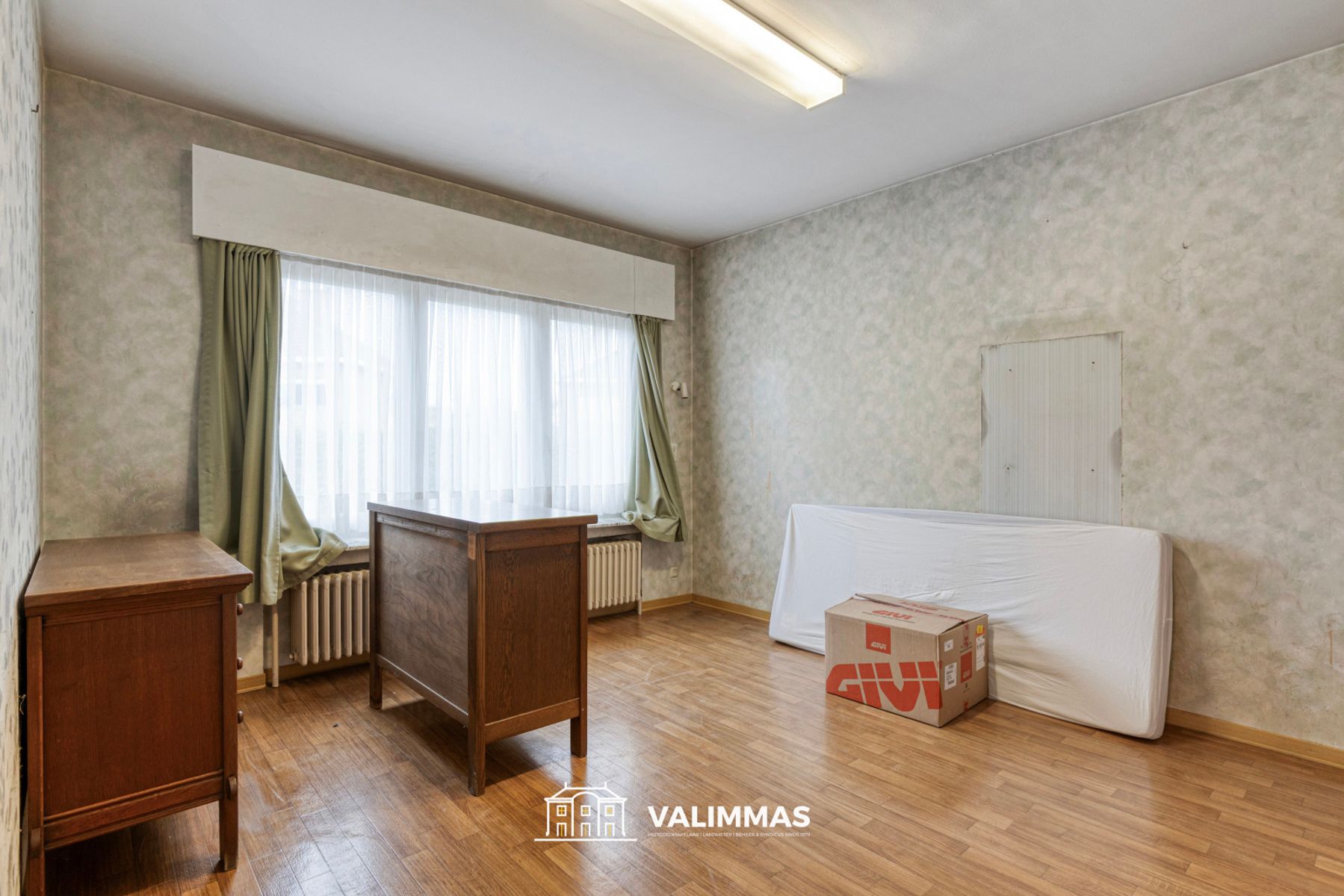 Ruime, alleenstaande woning met garage en prachtige tuin... foto 15