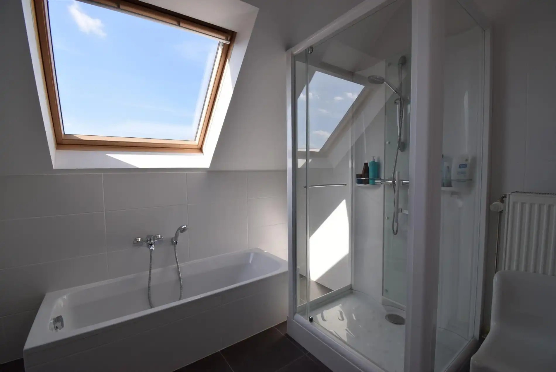 GEZELLIG INSTAPKLAAR TWEE-SLAAPKAMERAPPARTEMENT foto 5