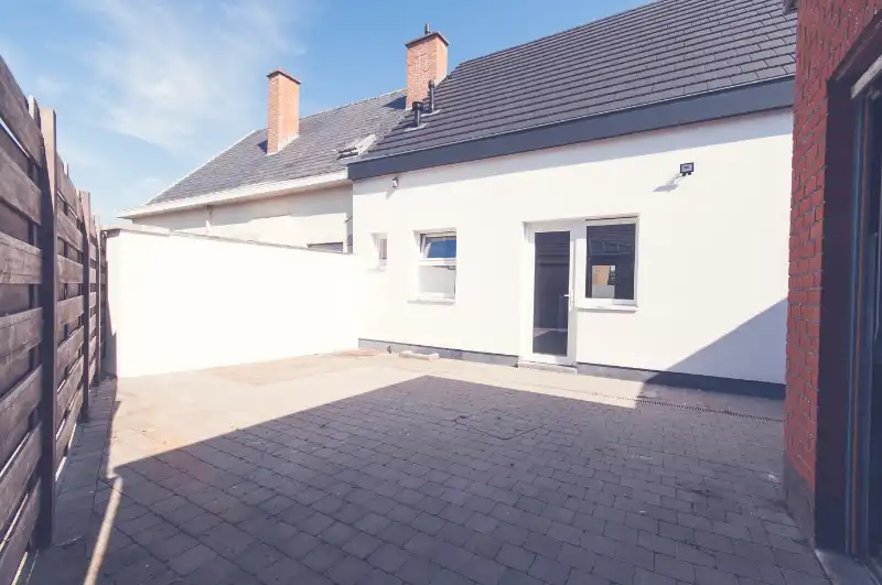 --- NIEUW --- Ruime, volledig gerenoveerde woning (±164m²) met 4 slaapkamers foto 12