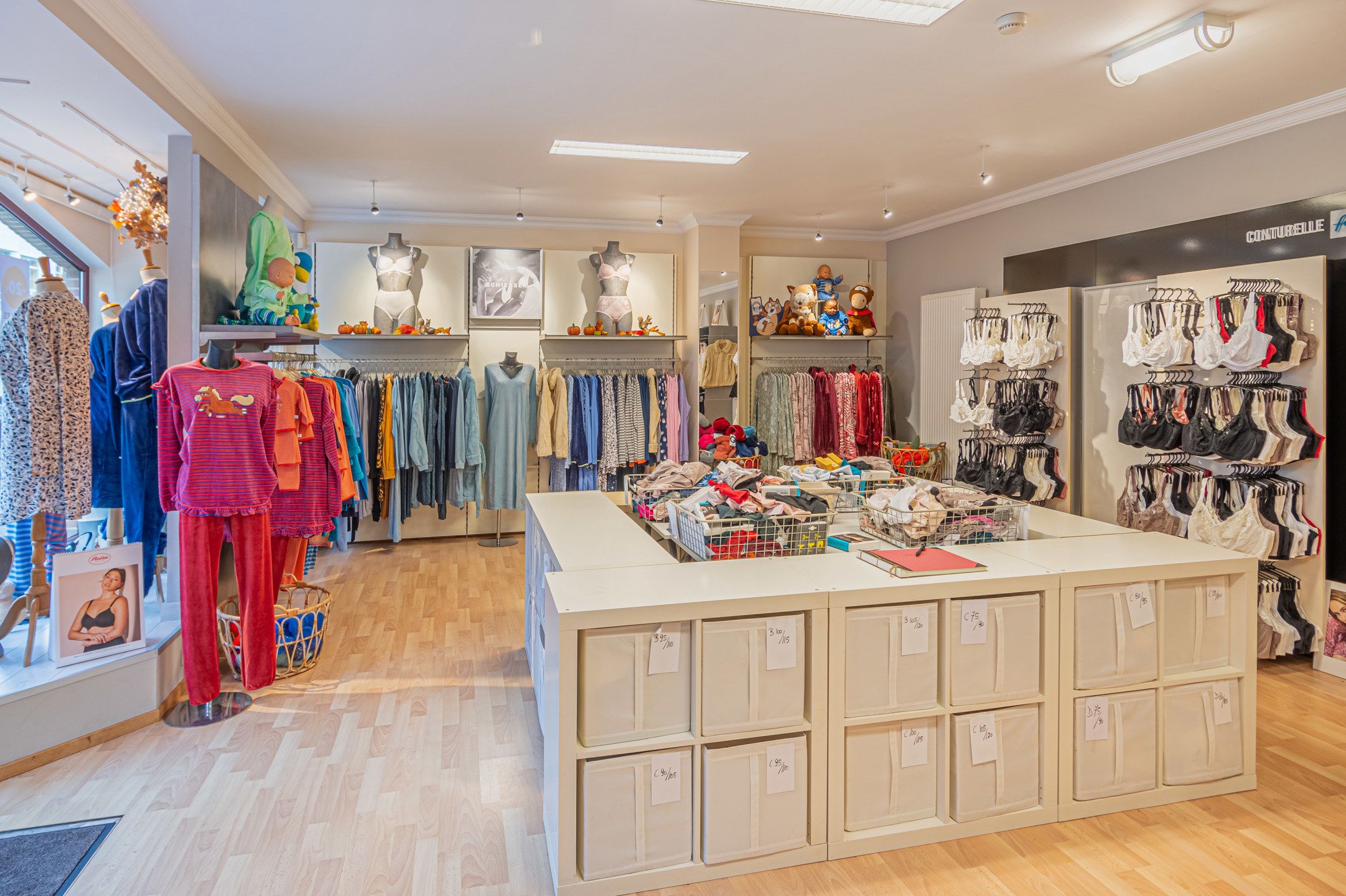 Handelshuis in hartje Willebroek foto 5