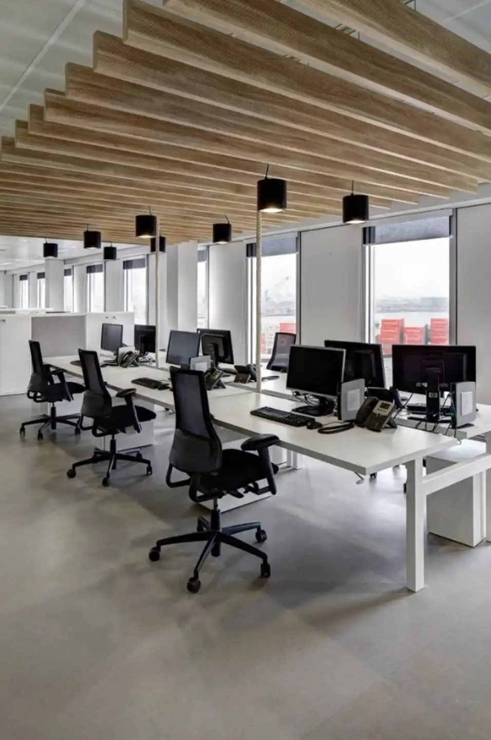 kantoor te huur 6de verdieping foto 11