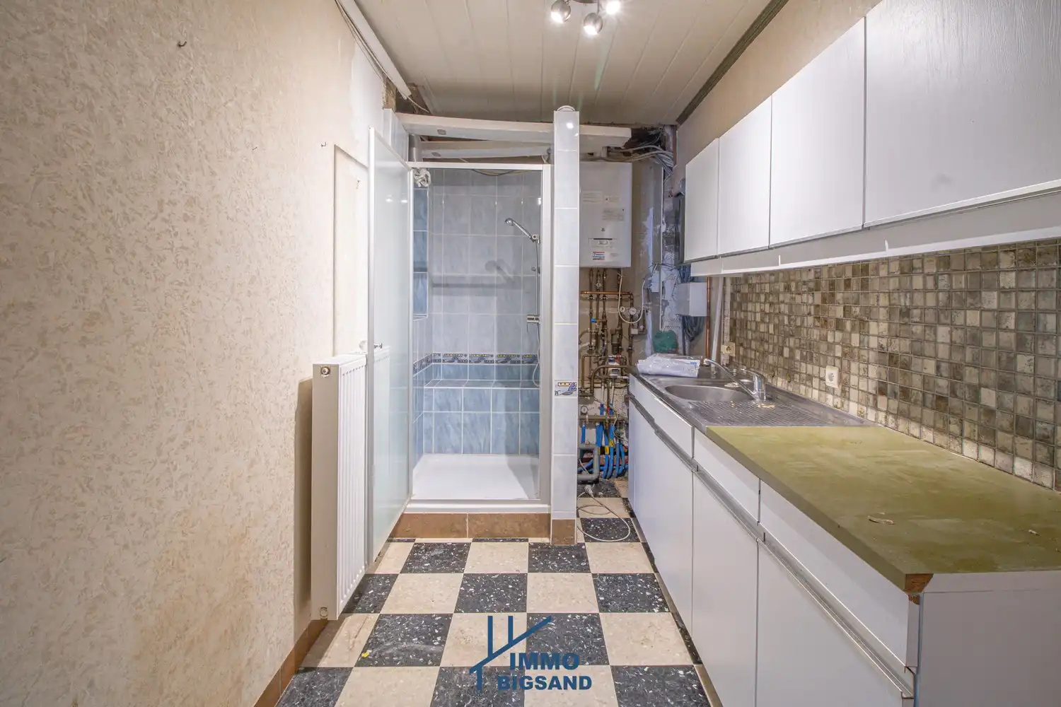 Charmante woning met authentieke elementen en diepe tuin in Wervik foto 19