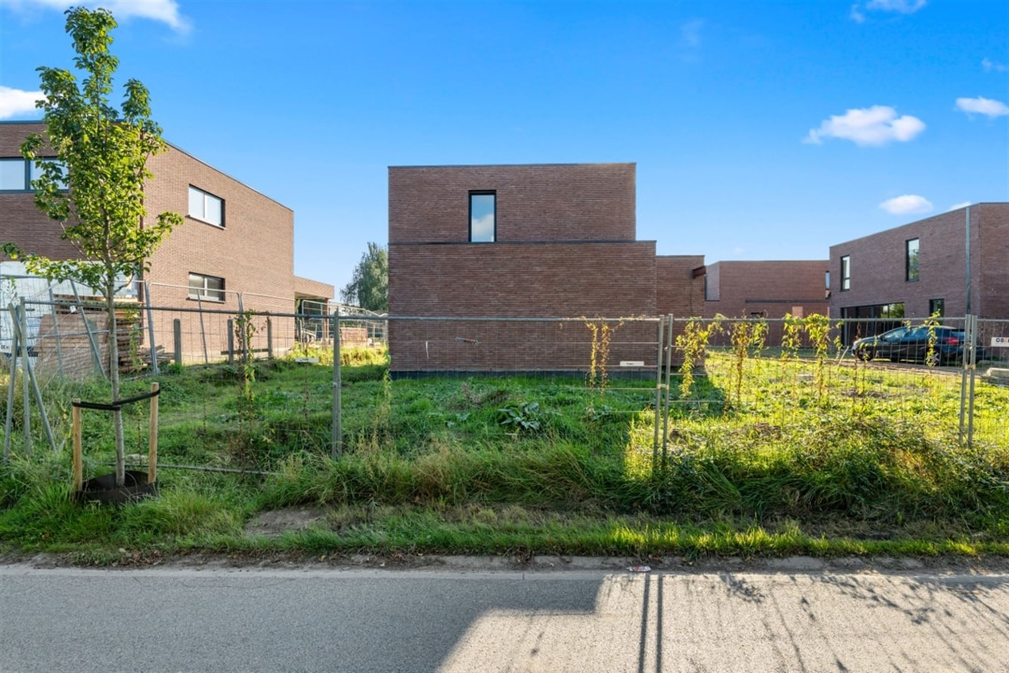 RUIME OPEN BEBOUWING GEKENMERKT DOOR EEN STRAKKE ARCHITECTUUR (LOT 1) foto 8