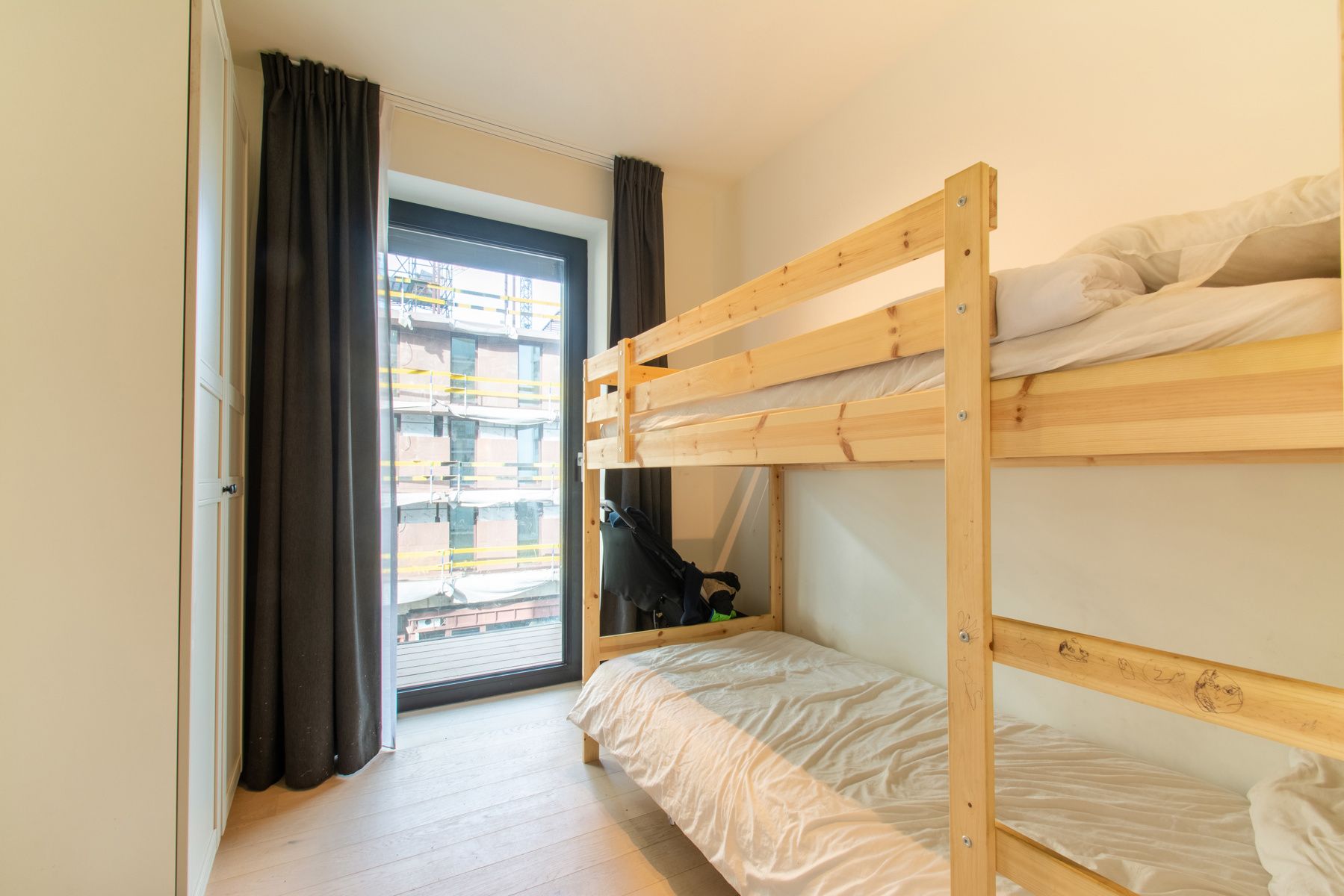 Gezelig lichtrijk gemeubeld 3 kamer appartement foto 15