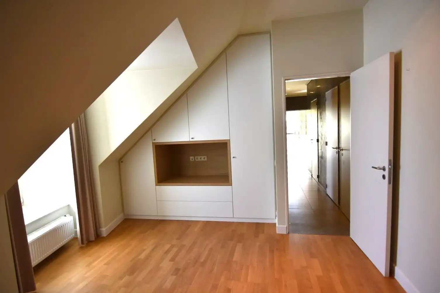 Luxe hoekappartement aan stadspark foto 16