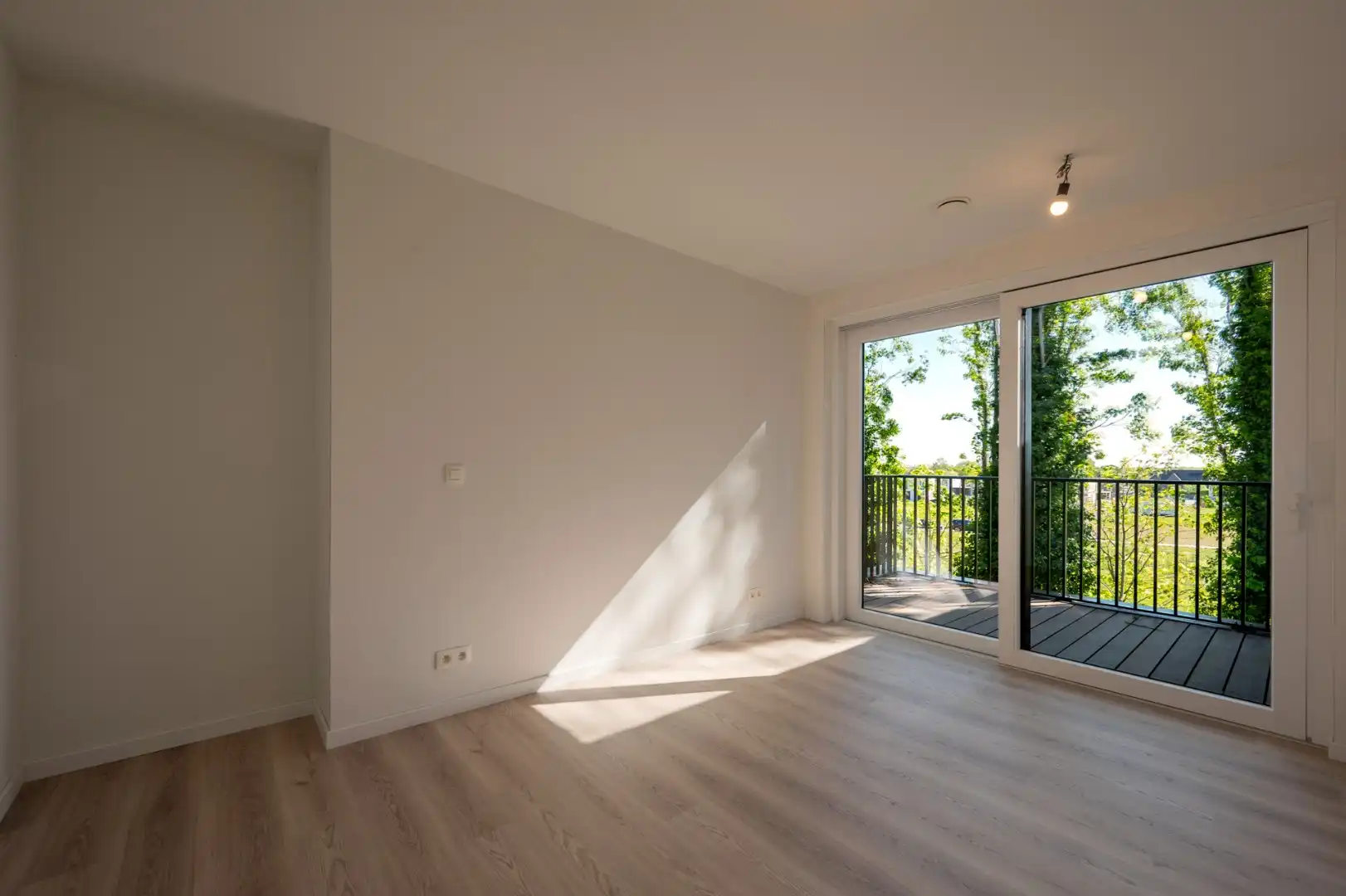Subliem appartement te Sijsele met groot zonneterras! foto 12