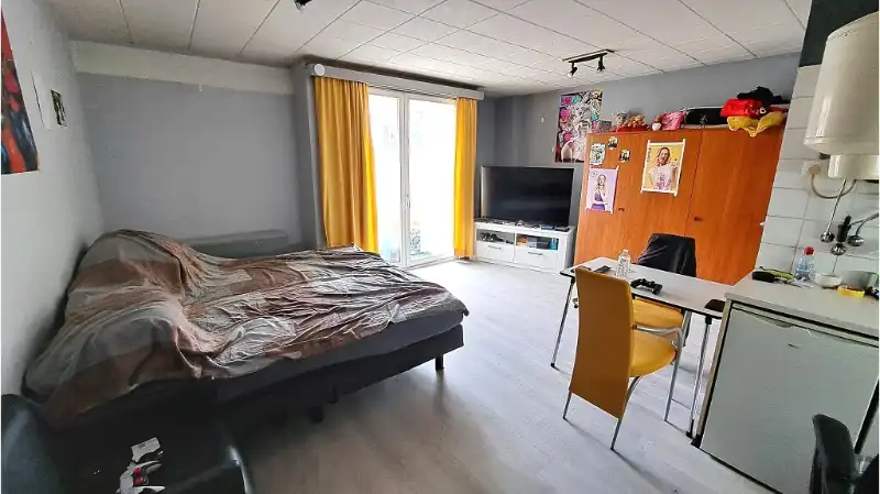 Gezellige studio te huur in Assebroek Brugge foto 3