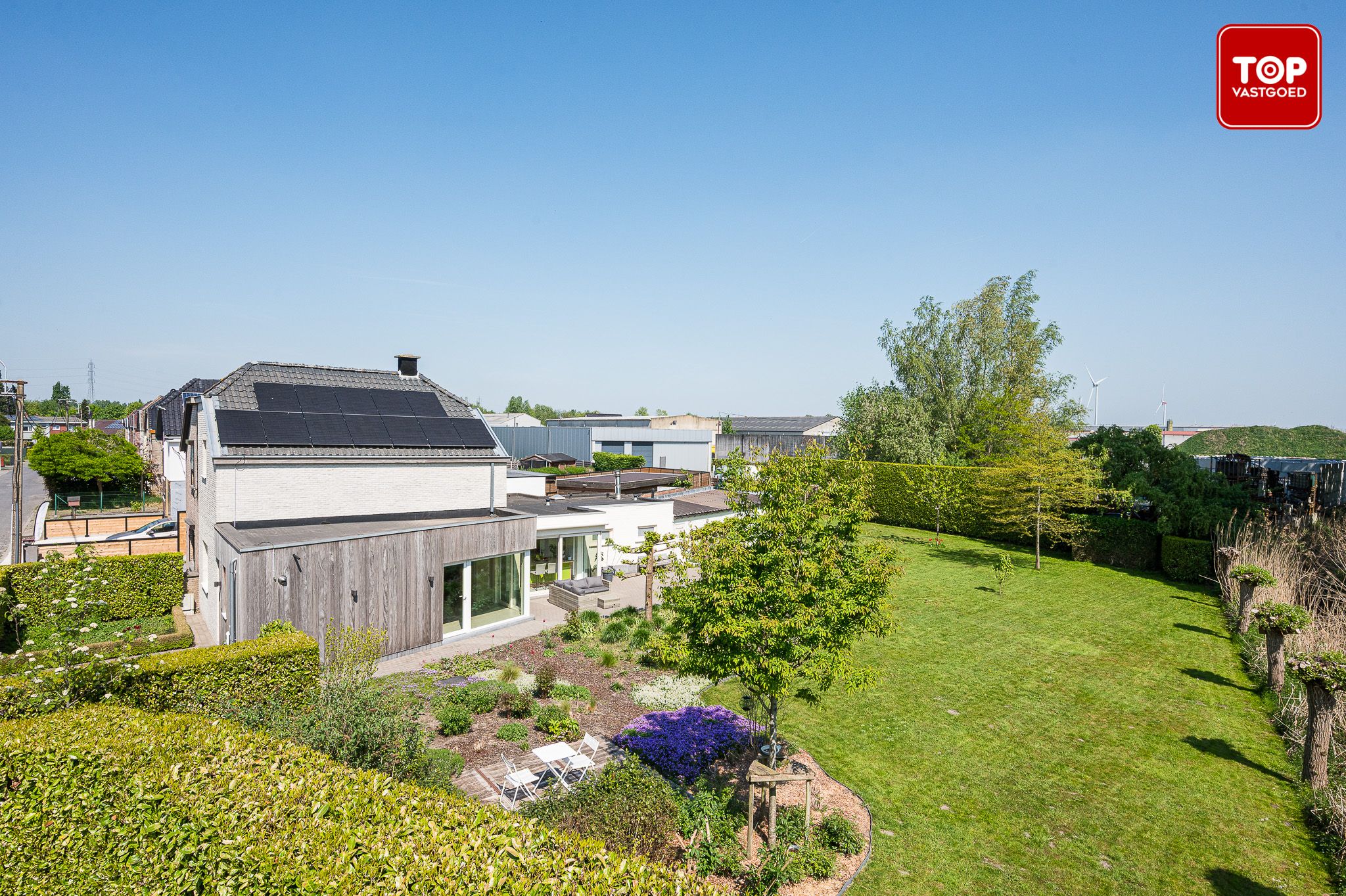Instapklare woning met prachtige tuin in doodlopende straat. foto 27