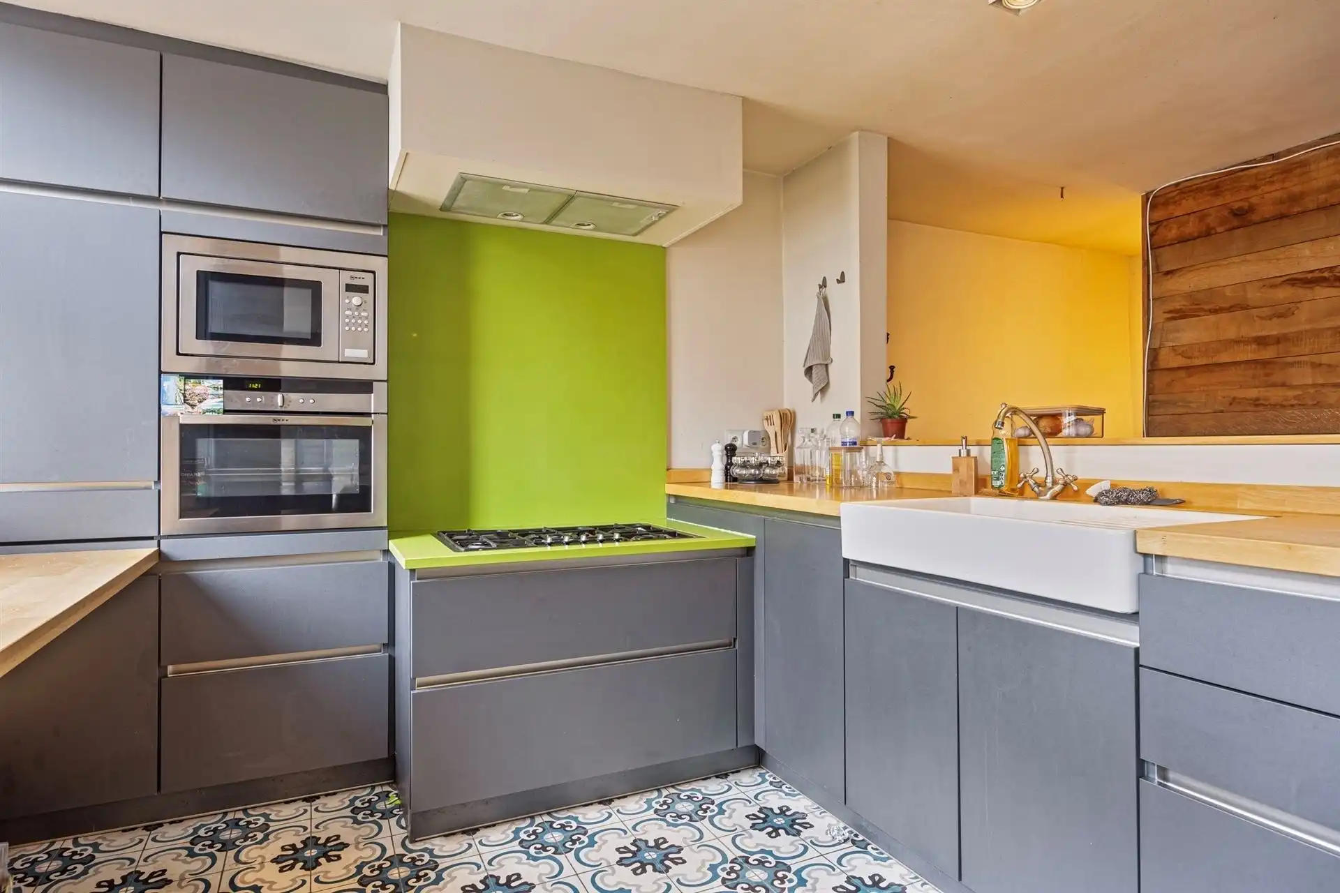 CENTRUM DWORP : karaktervol handelspand met woonst  foto 13