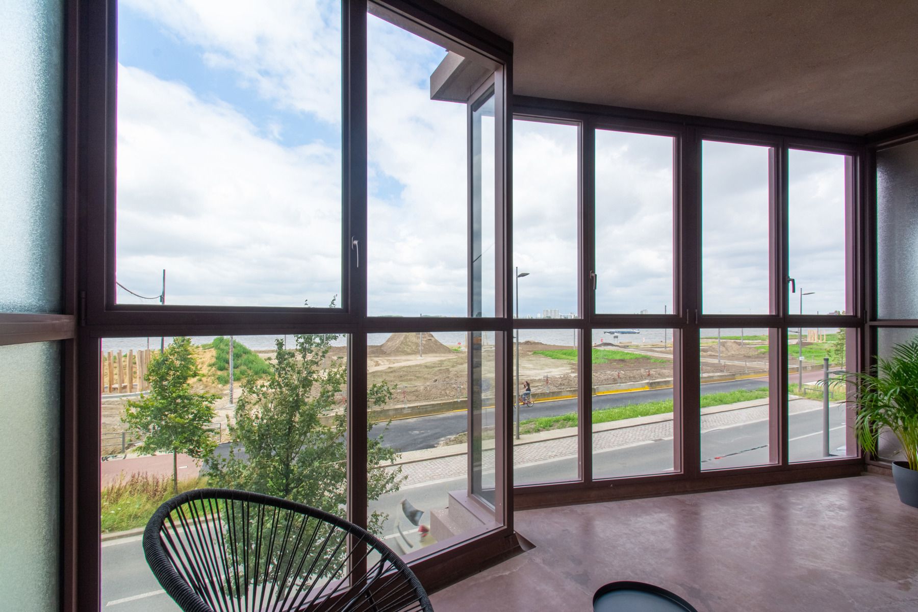 1-slaapkamer gemeubeld appartement met zicht op Schelde  foto {{pictureIndex}}