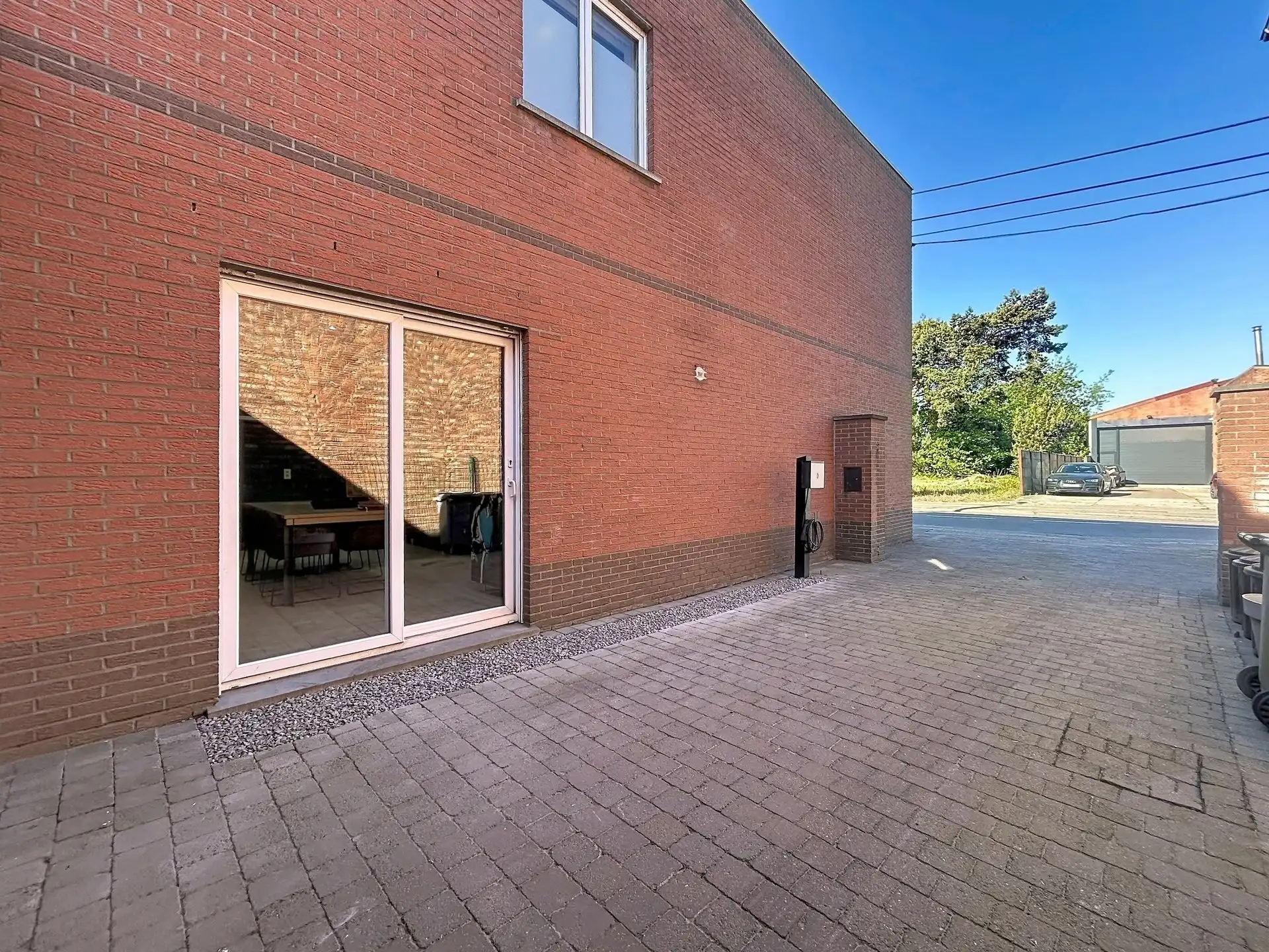 Ruime (264m²) strakke woning met vier slaapkamers en garage op perceel van 693m². foto 22