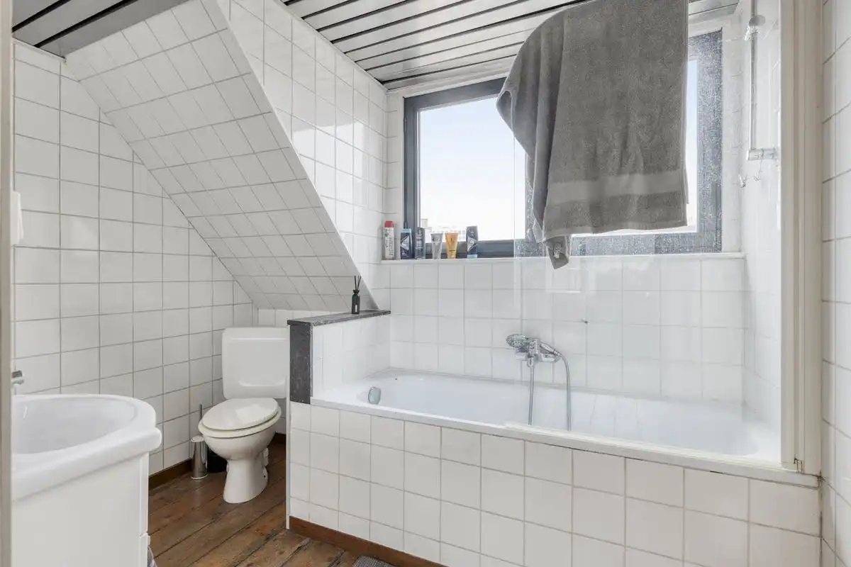 Appartement te koop aan het Hessenplein in Antwerpen foto 8