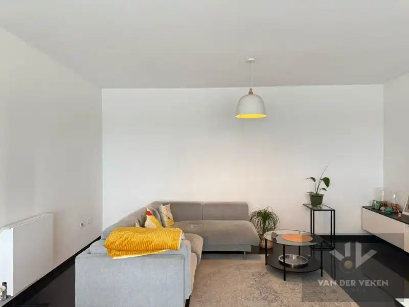 Instapklaar gemeubeld 2-slaapkamer appartement foto 2