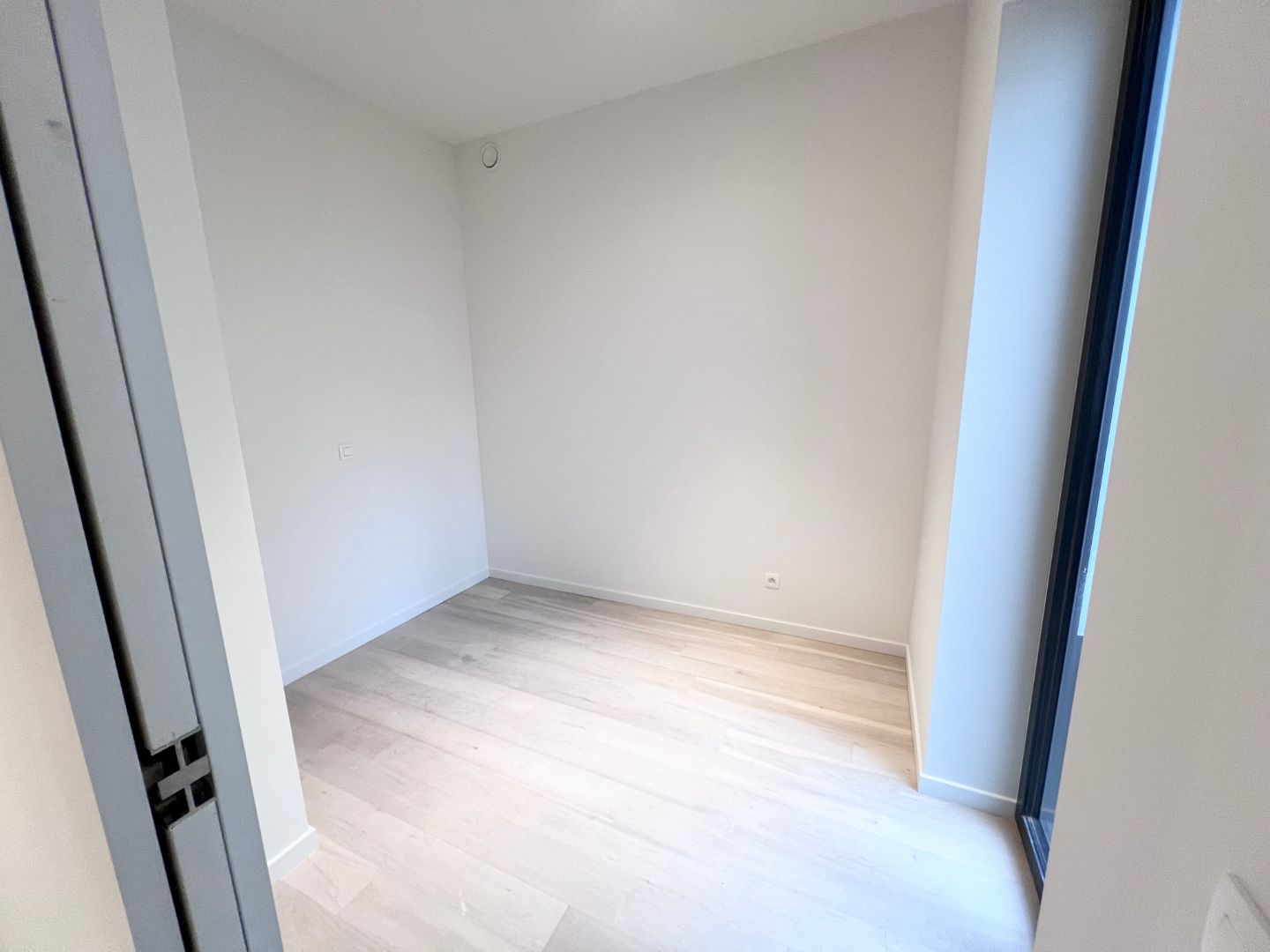 Gelijkvloers appartement met aangenaam terras foto 15