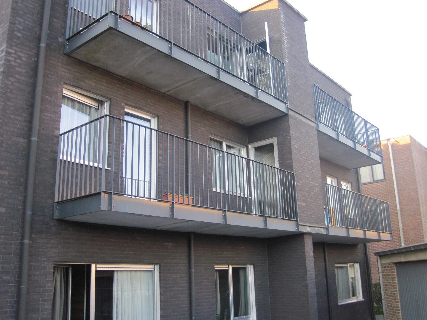 Ruim wonen in een kleinschalige residentie.  foto 2