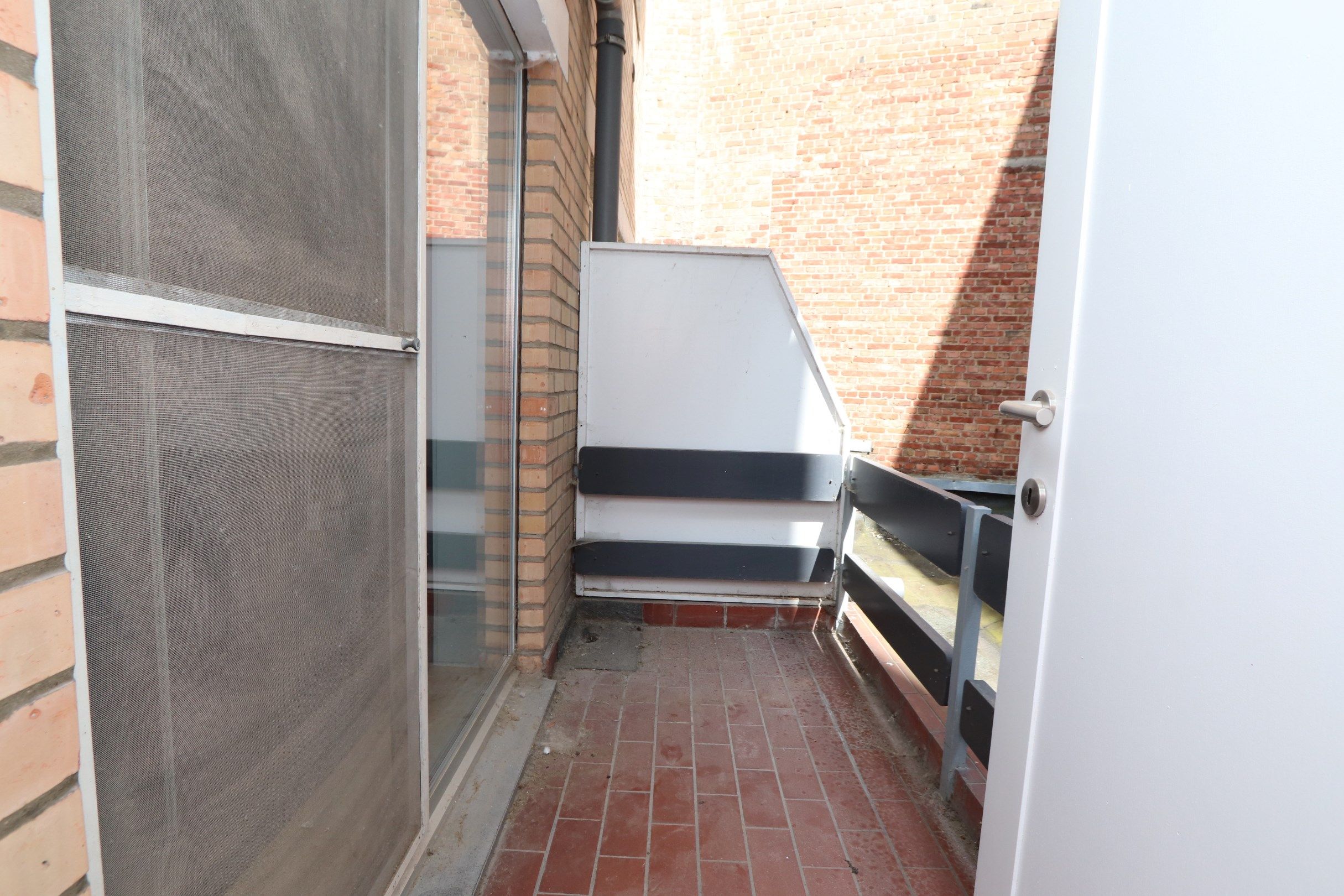 DRIESLAAPKAMER APPARTEMENT IN HARTJE KORTRIJK foto 15