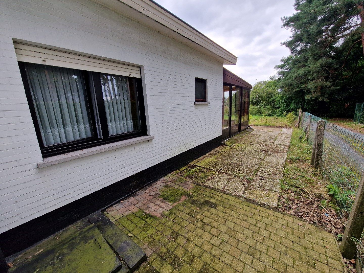 Te renoveren woning  met tuin en weide op 10a 84ca. foto 24