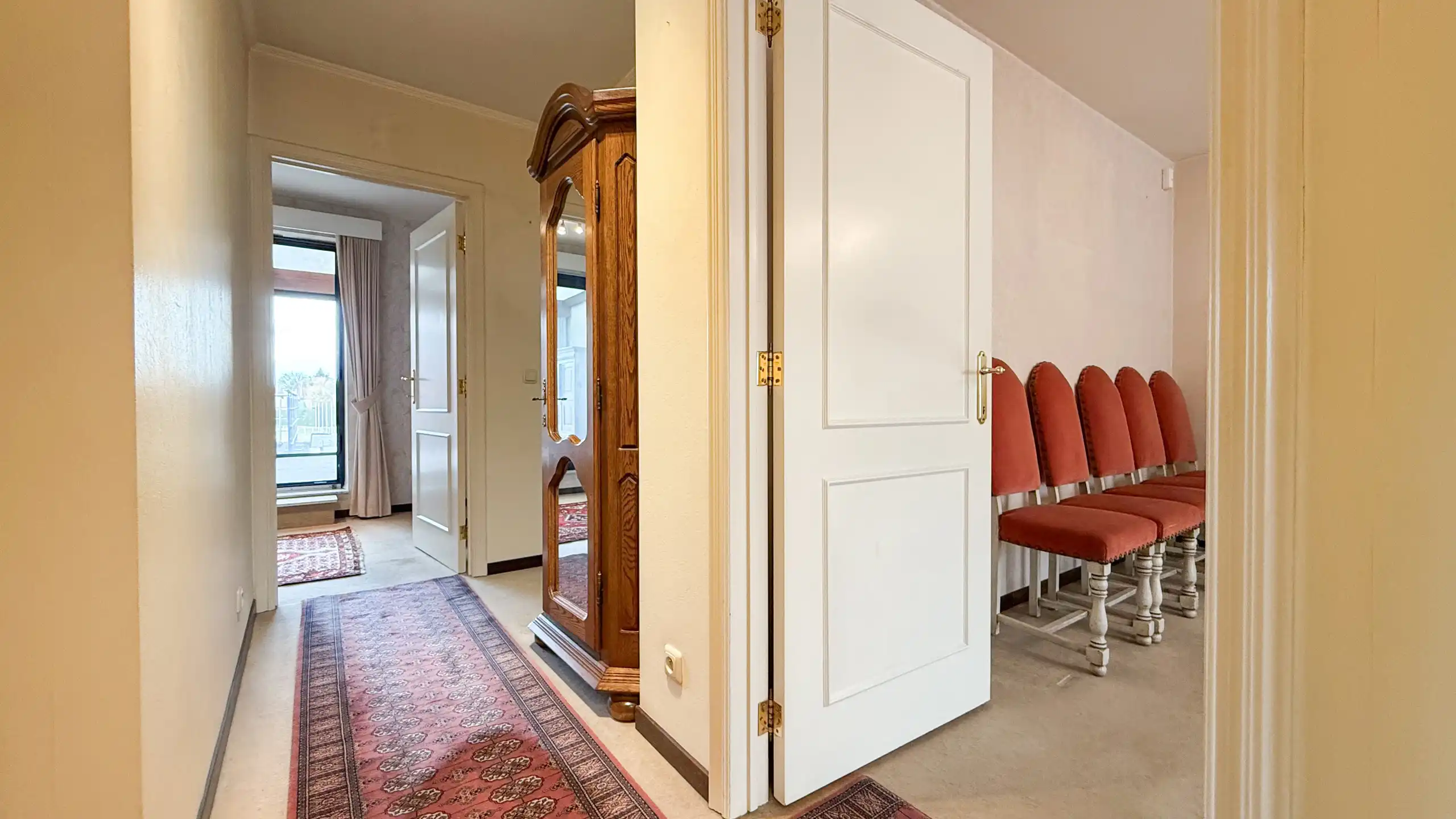 Instapklaar appartement + garagebox in het centrum v. Zolder foto 12