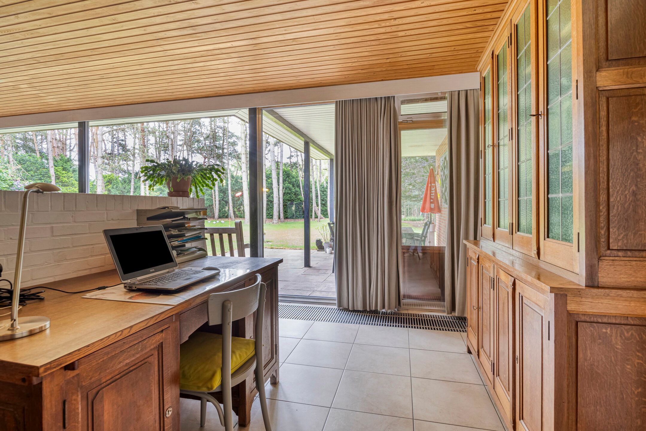 Prachtige gelijkvloerse woning op groot perceel foto 13