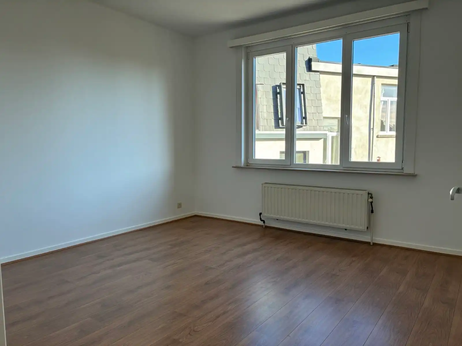 Twee slaapkamers, eigen parkeerplek & de stad aan je voeten! foto 15