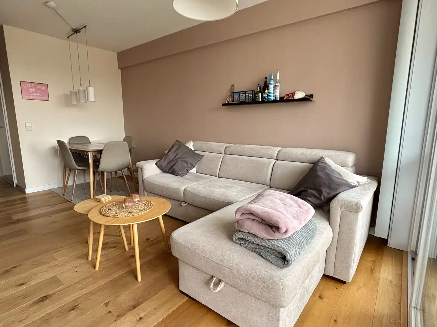 Lichtrijke studio met slaaphoek te koop in Nieuwpoort-bad foto 2