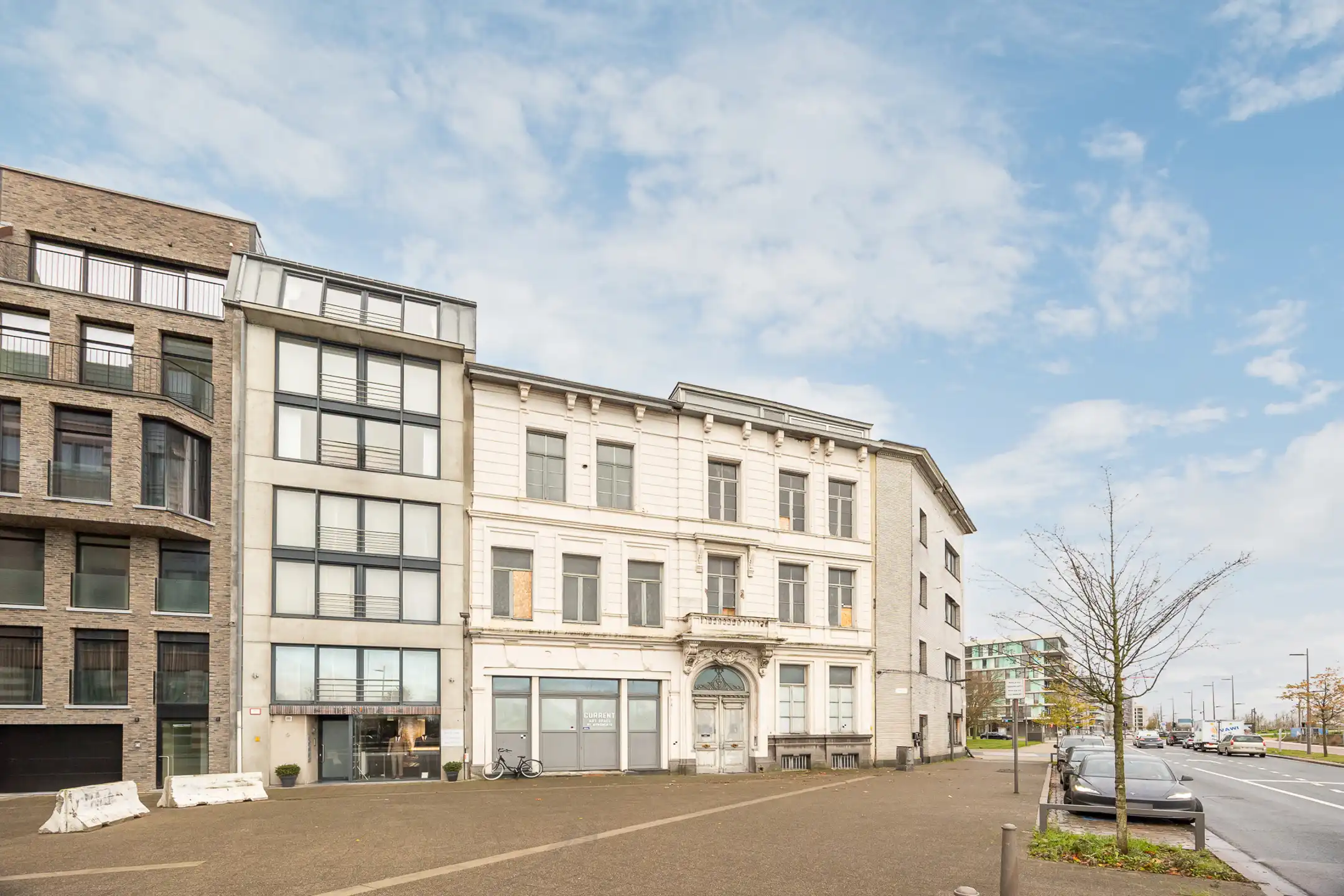 ANTWERPEN KAAIEN - Uniek herenhuis aan de Scheldekaaien foto 2