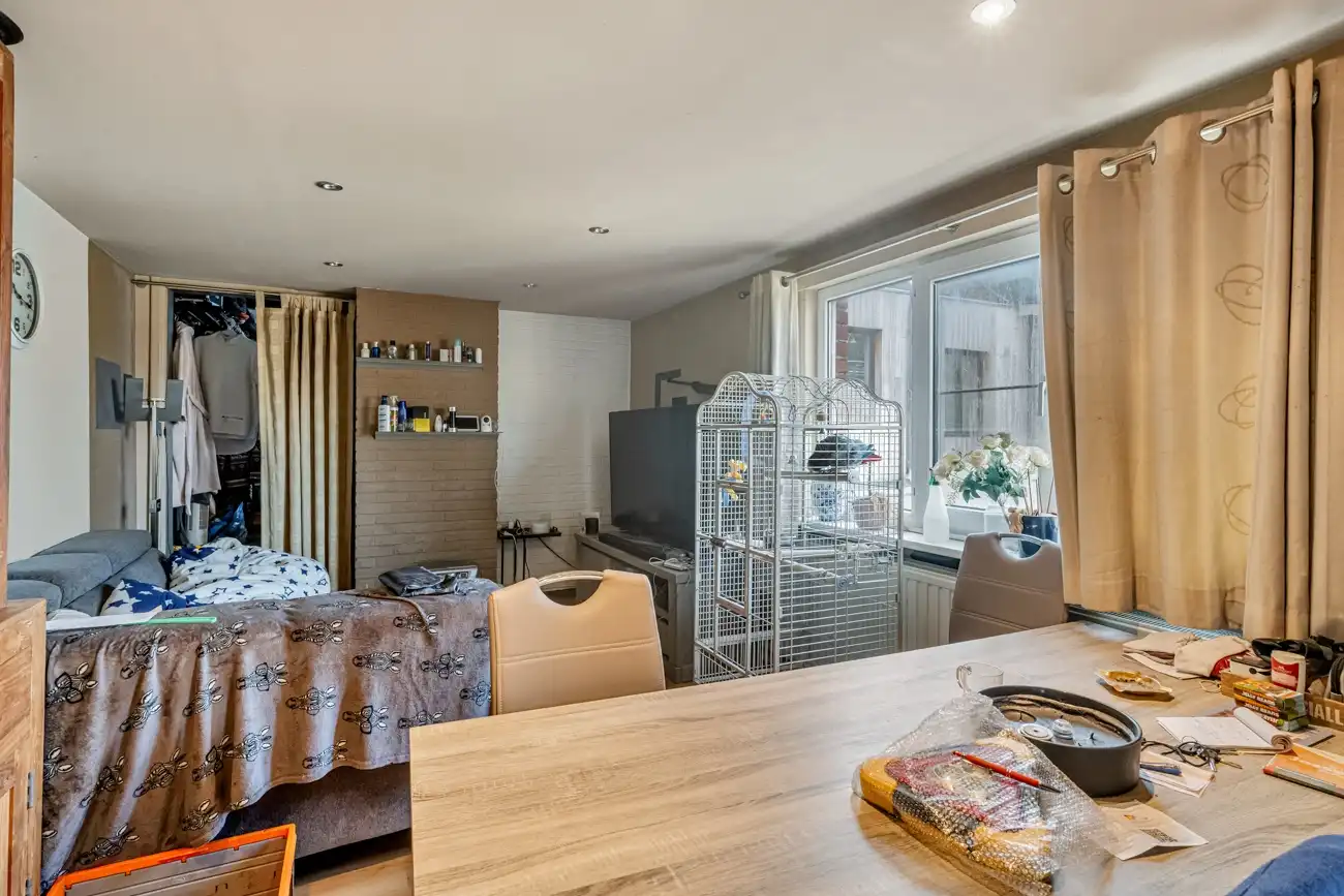 Charmante gesloten (kangoeroe)woning met heel wat potentieel op een gegeerde locatie in Oostakker! foto 19