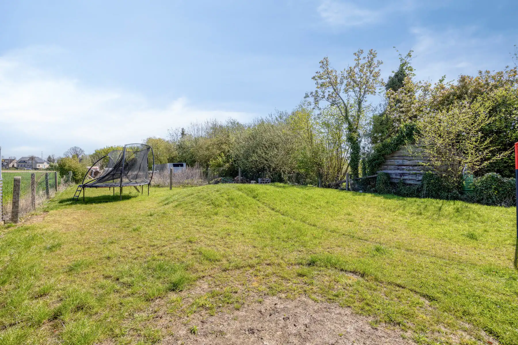 Leemans immobiliën biedt u deze uitzonderlijk ruime en energiezuinige woning aan in Merchtem! foto 29