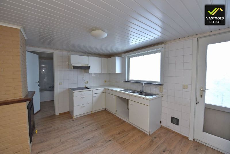 Vastgoed Select: Gezinswoning met 3 slaapkamers en tuin in Eeklo foto 4