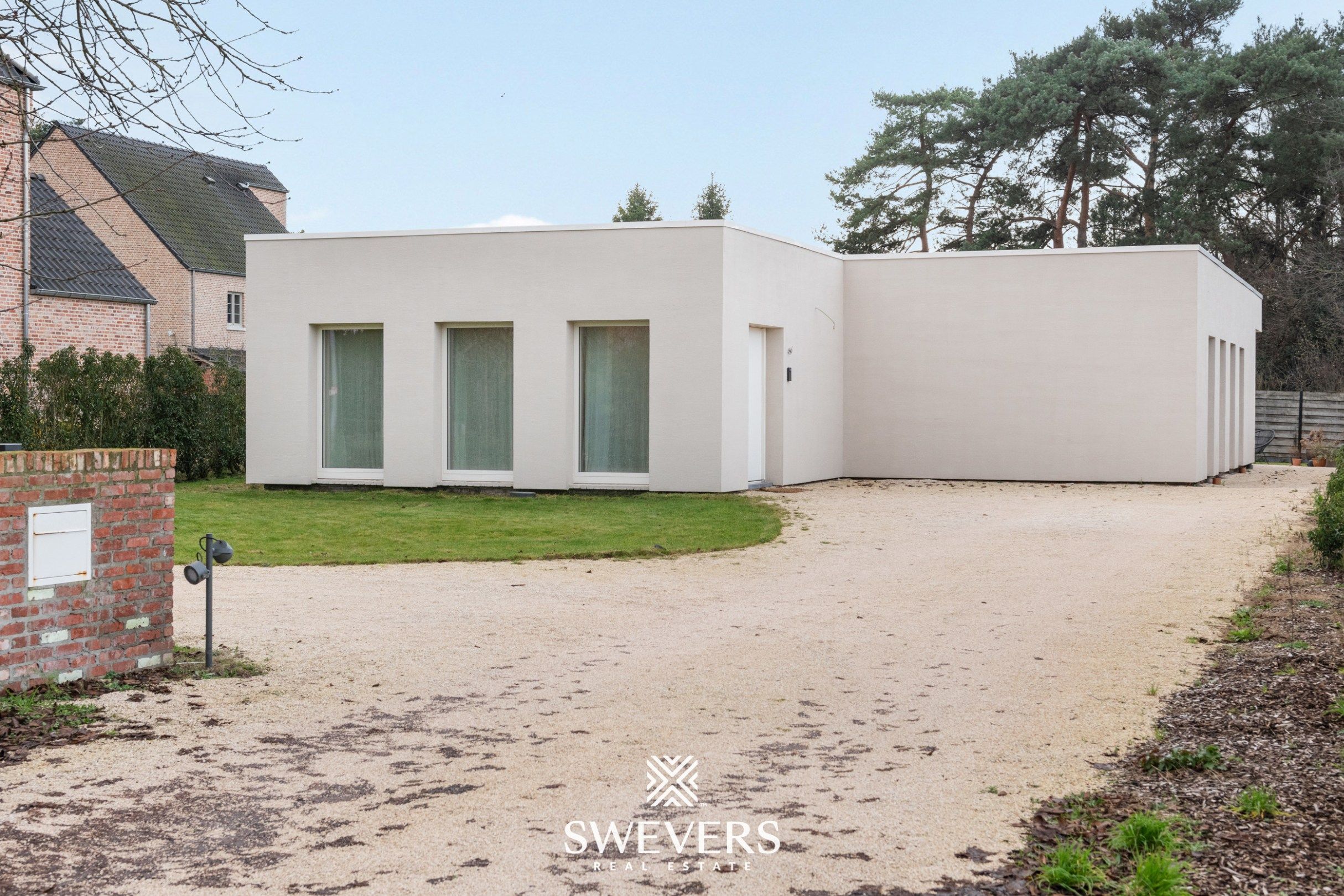 Uitzonderlijk gerenoveerde woning op 9a15 in het rustige Mol-Wezel foto 34