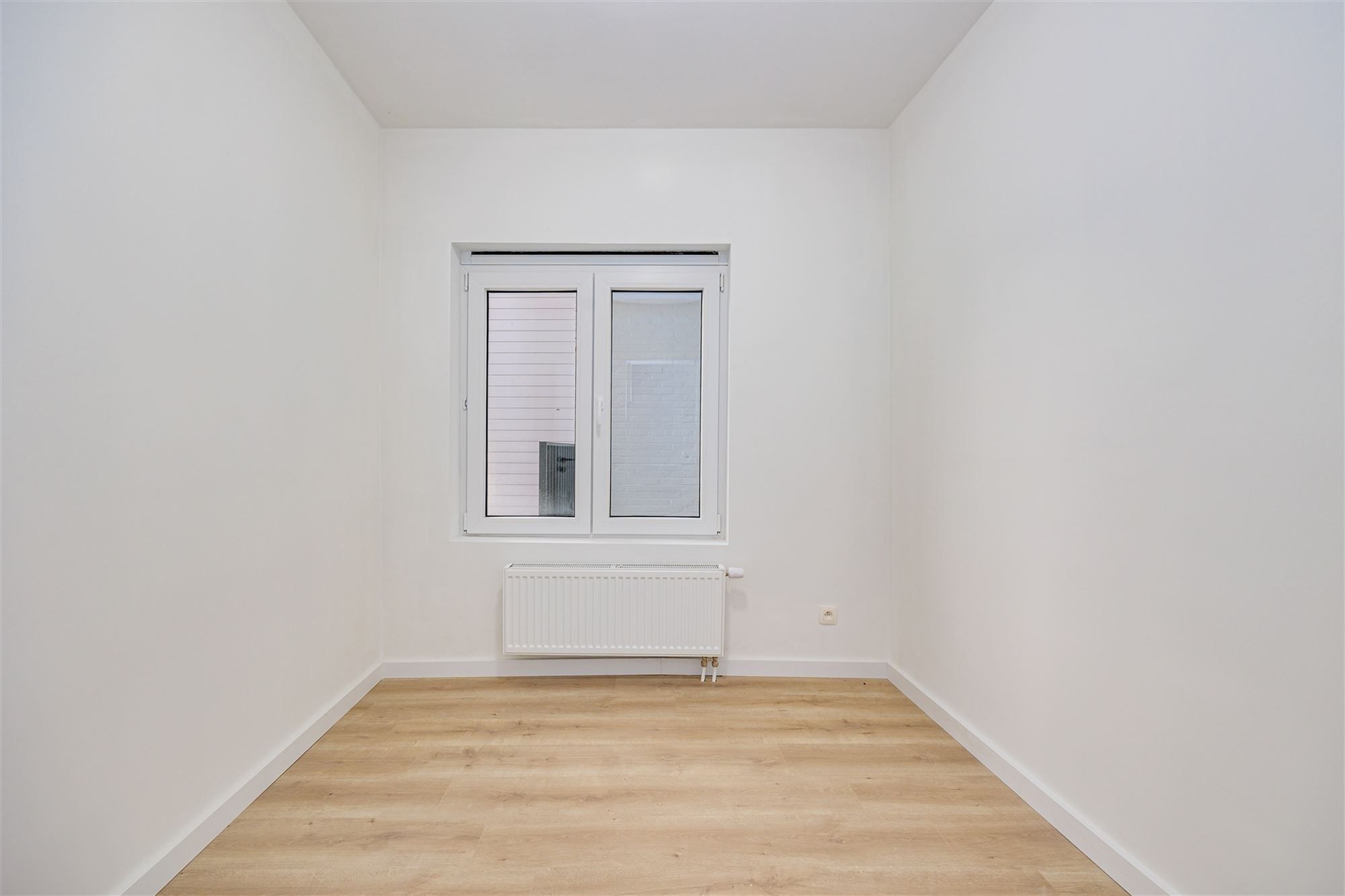 Vergund gerenoveerd appartementsgebouw  foto 24