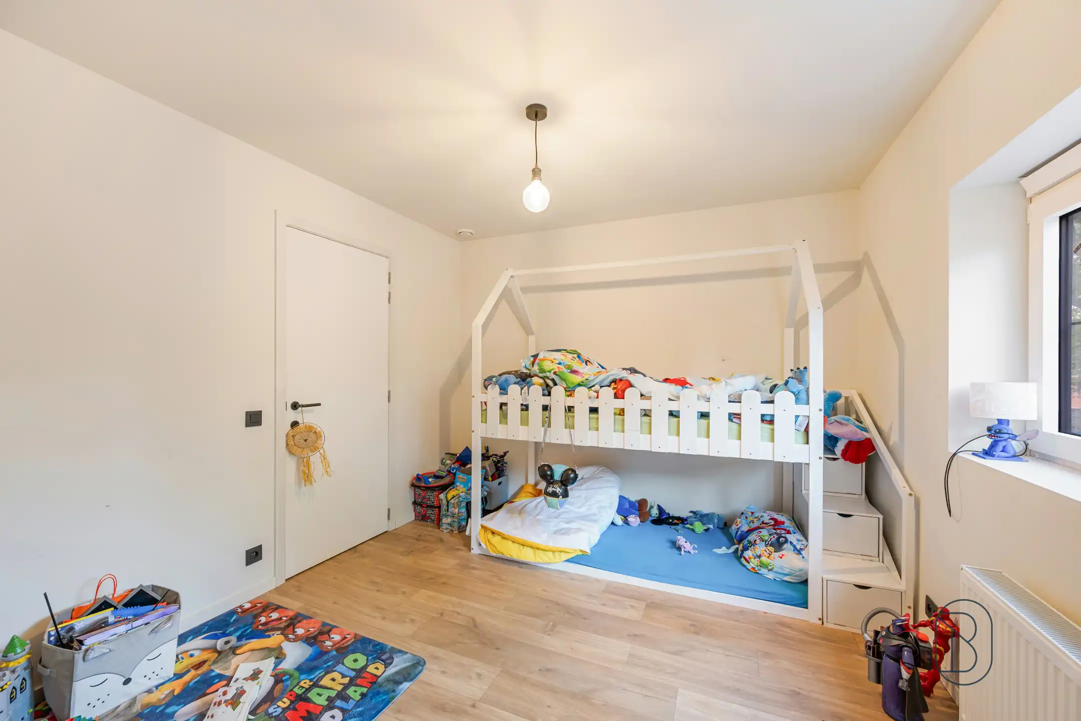 Stijlvolle nieuwbouwwoning met 3 slaapkamers, 2 badkamers en tuin Spiere foto 8