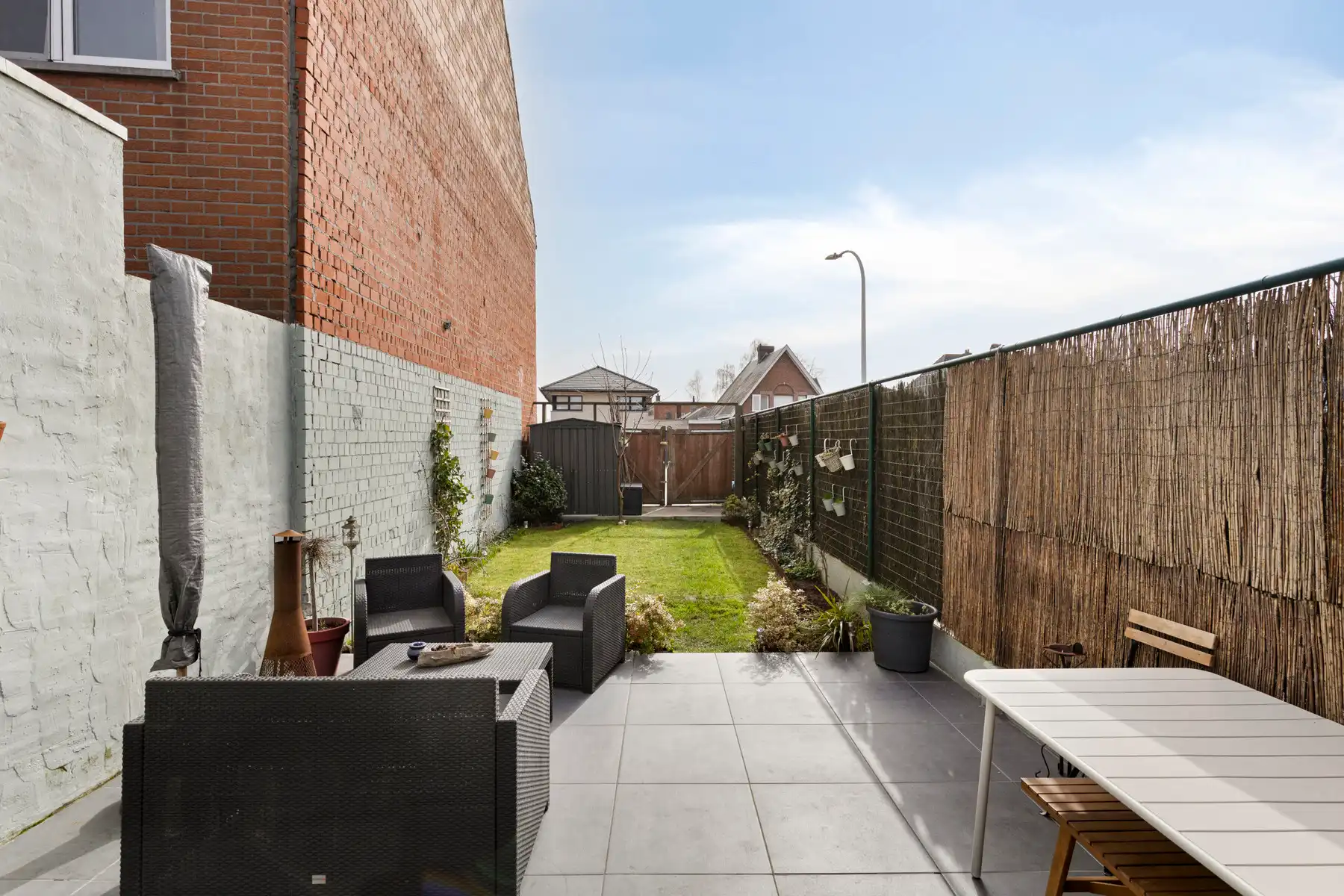 Instapklare woning met 2 slaapkamers en oprit nabij centrum  foto 15