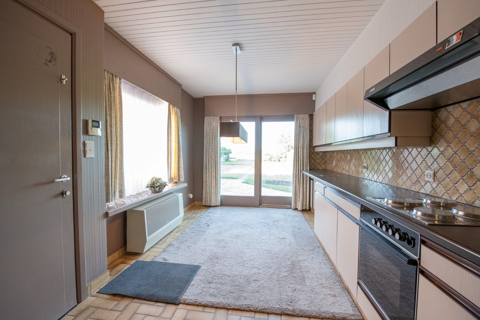 Goed gelegen, stevige woning op 900 m² met perfecte oriëntatie in Zulte (Machelen)! foto 5