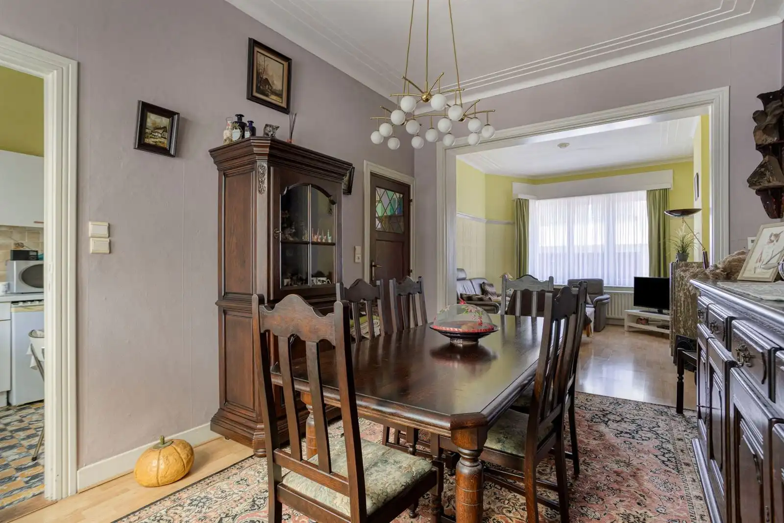 Ruime 2-gevelwoning met tuin en mogelijks 4 slaapkamers foto 9