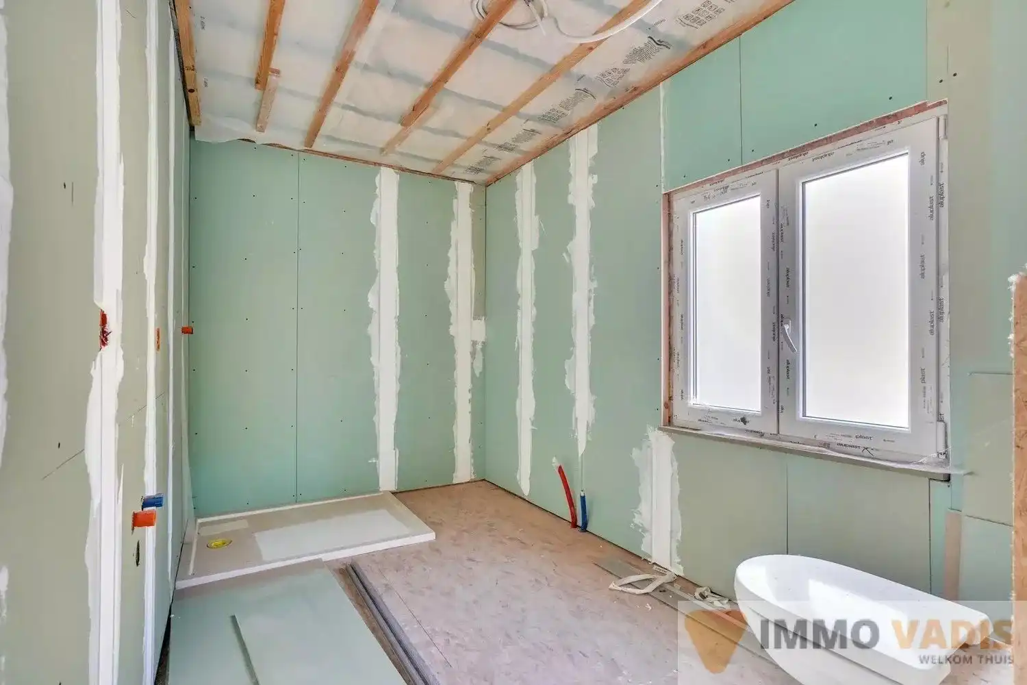 Gerenoveerde casco rijwoning in het hart van Tongeren foto 15