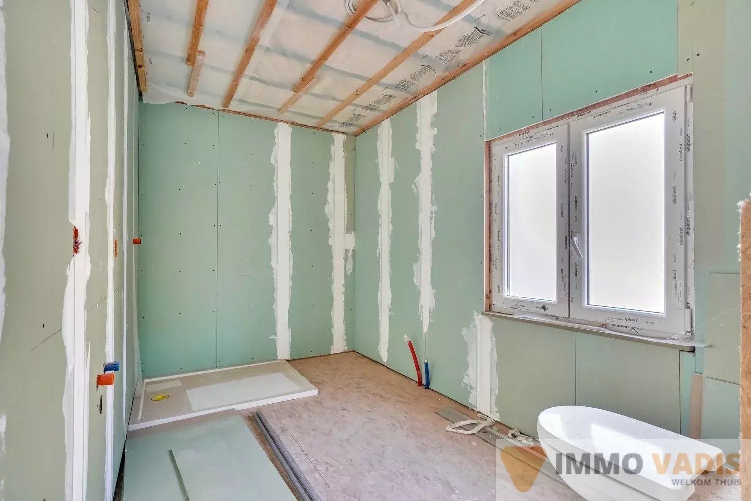 Gerenoveerde casco rijwoning in het hart van Tongeren foto 15