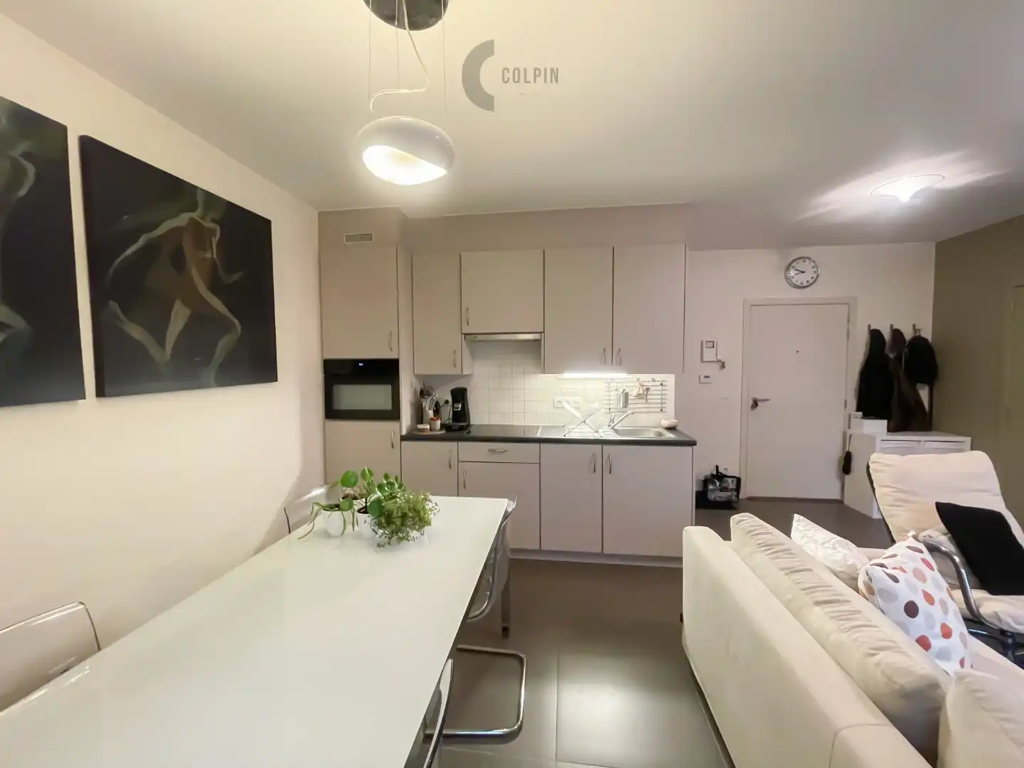 Investeringsopportuniteit: Instapklaar appartement vlakbij de Zeedijk foto 5