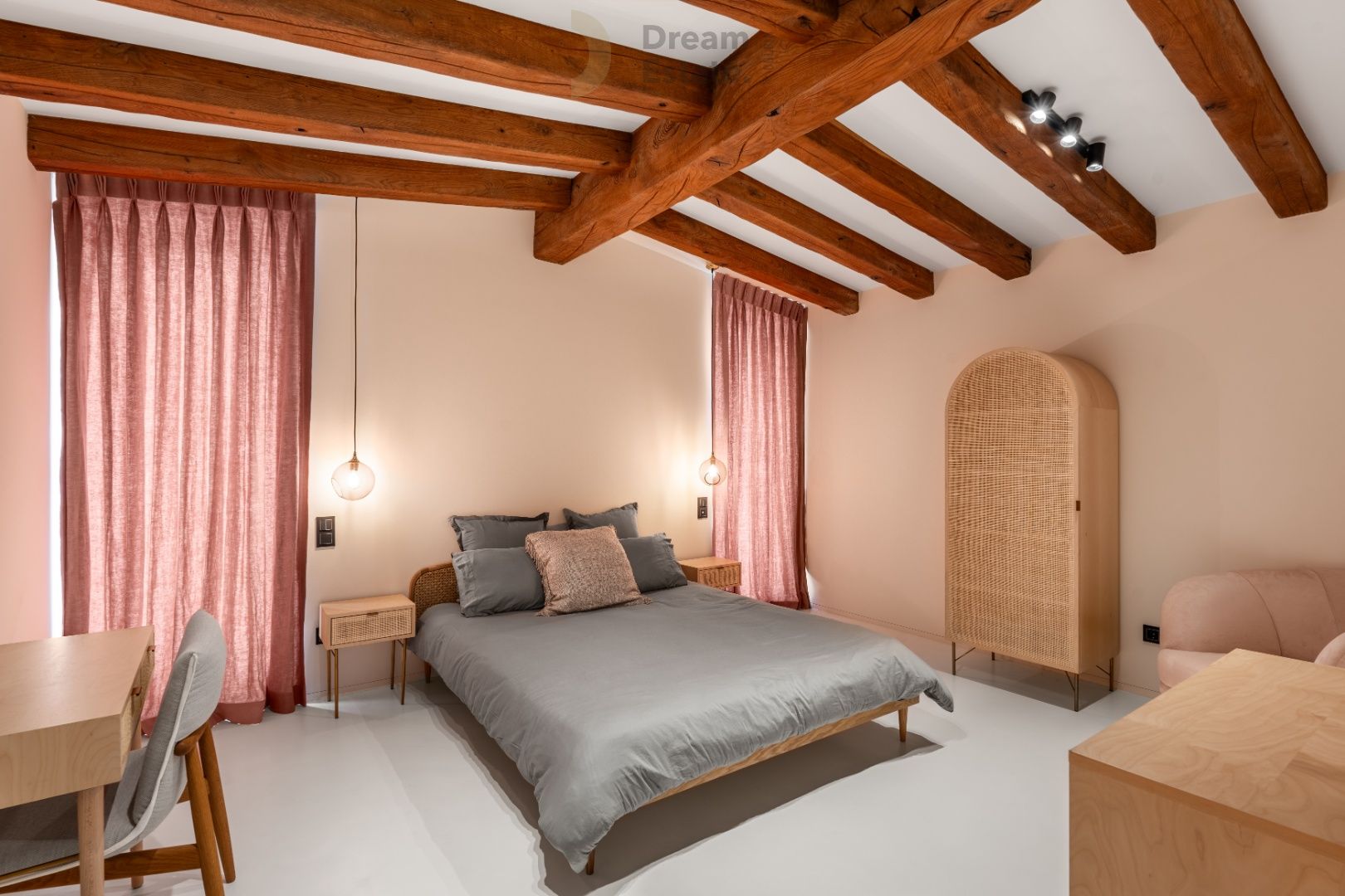 Unieke eerstelijns golfvilla in een exclusieve 'gated community' te Nueva Andalucia foto 26