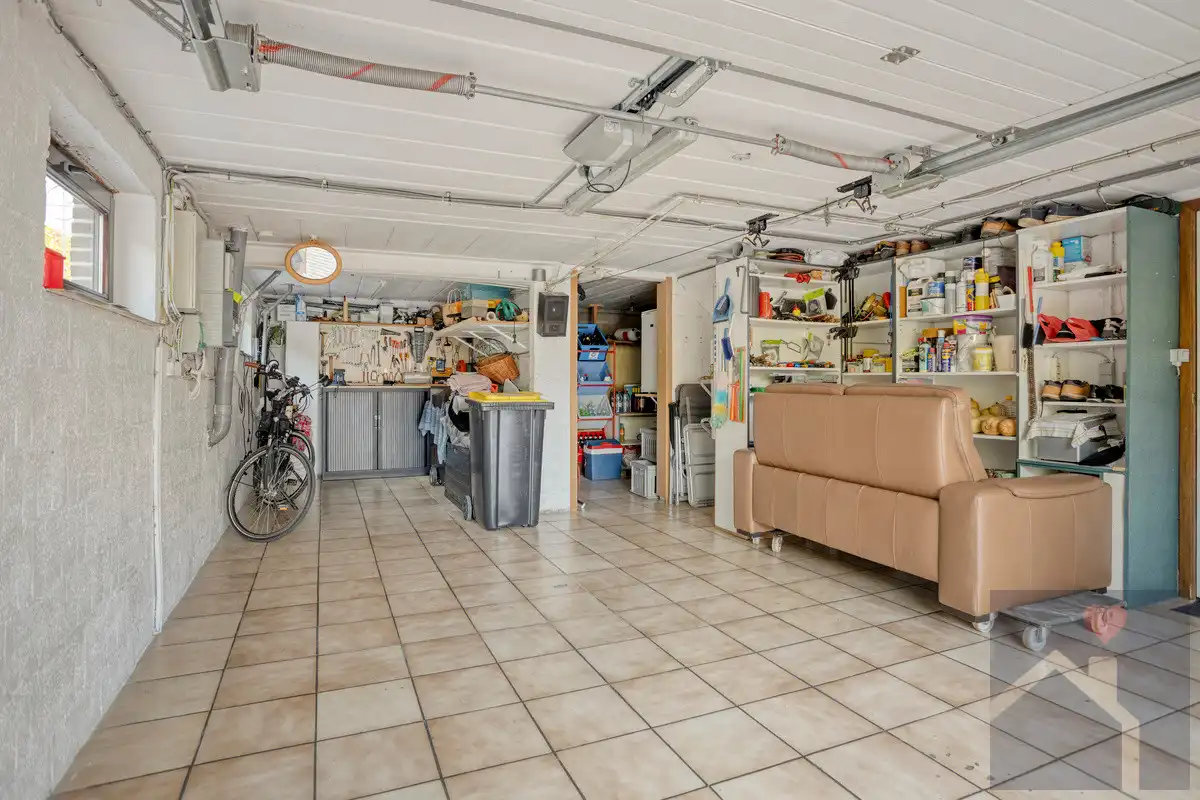 Verrassend ruime, vrijstaande kangoeroewoning met meer dan 300 m² bewoonbare oppervlakte in Rummen! foto 38