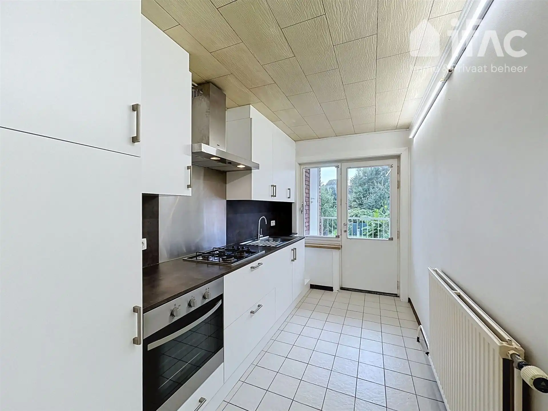 Centraal gelegen 1 slaapkamer appartement foto 8