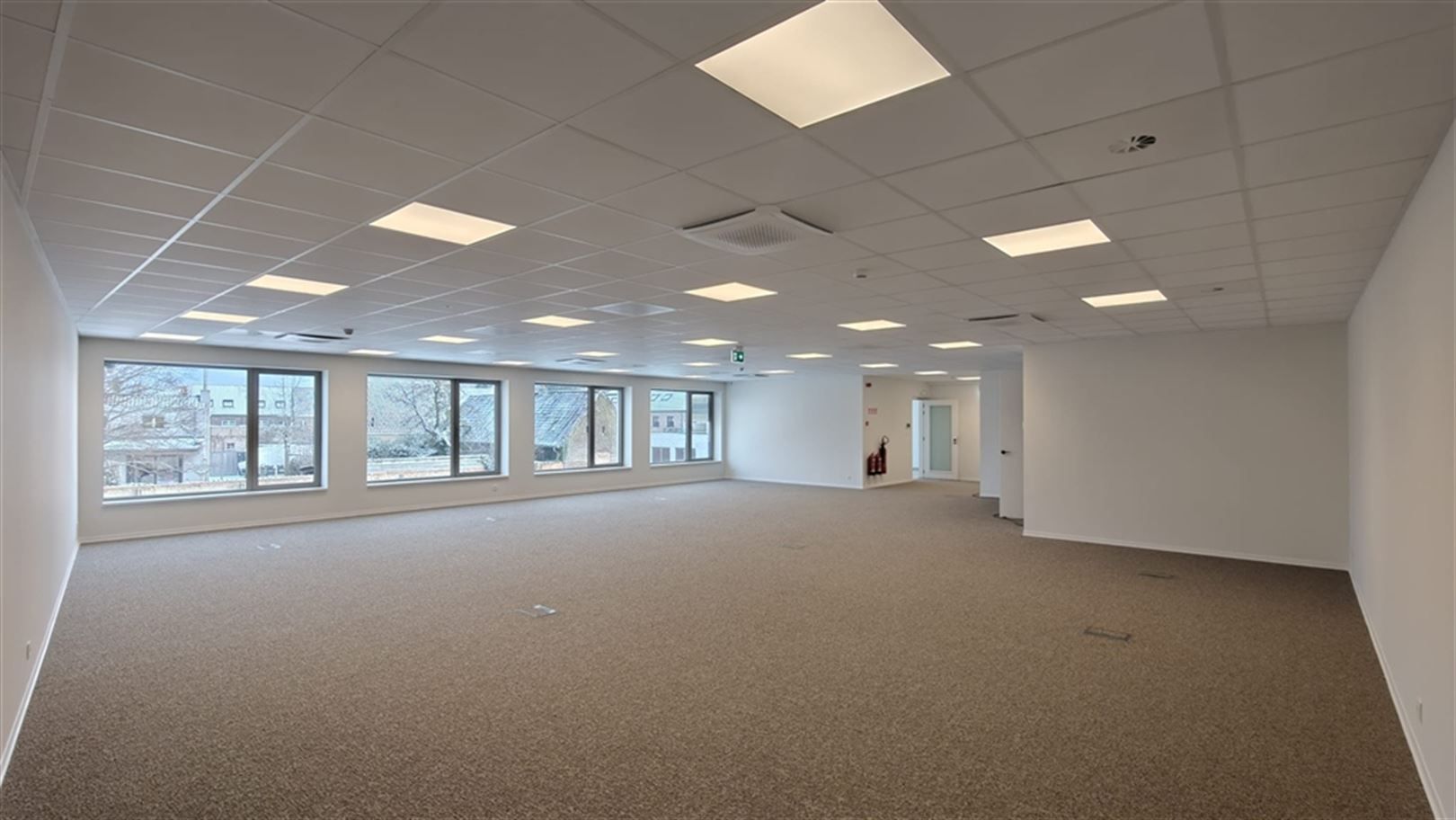 Nieuwbouw kantoren op strategische locatie in Destelbergen foto 2