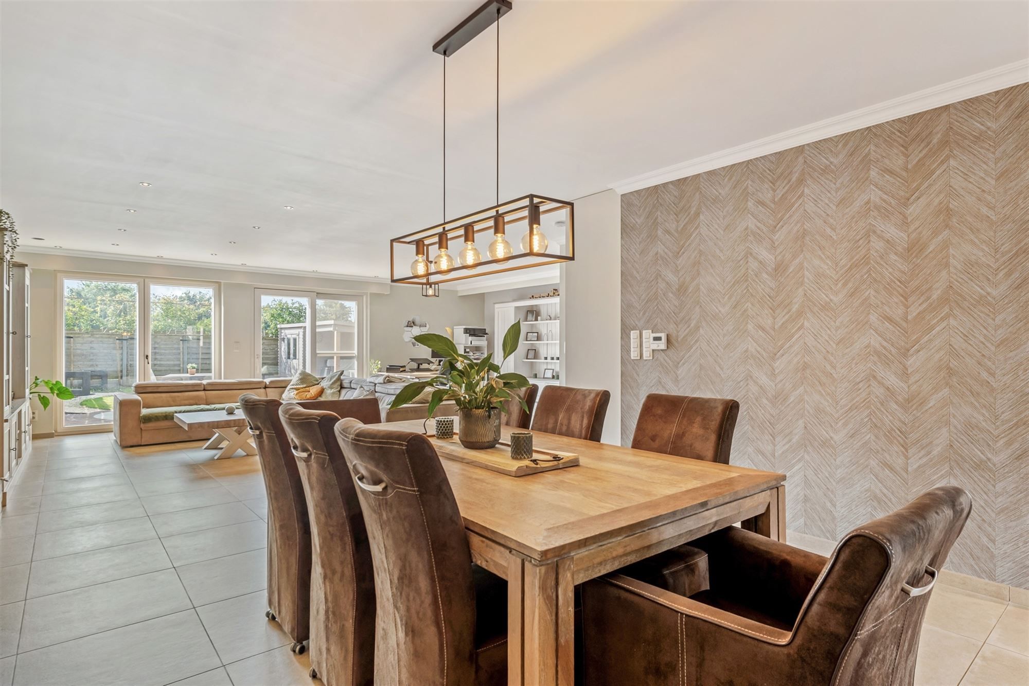 ZEER RUIM, ENERGIEZUINIGE WONING OP TOPLOCATIE! foto 9