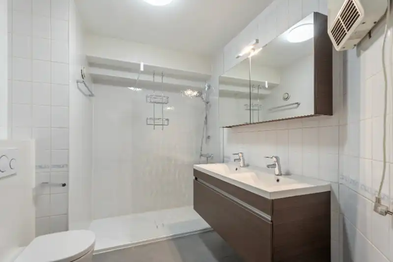 APPARTEMENT MET DRIE SLAAPKAMERS MET FRONTAAL ZEEZICHT GELEGEN TUSSEN DE ESPLANADE EN DE ZEELAAN foto 10