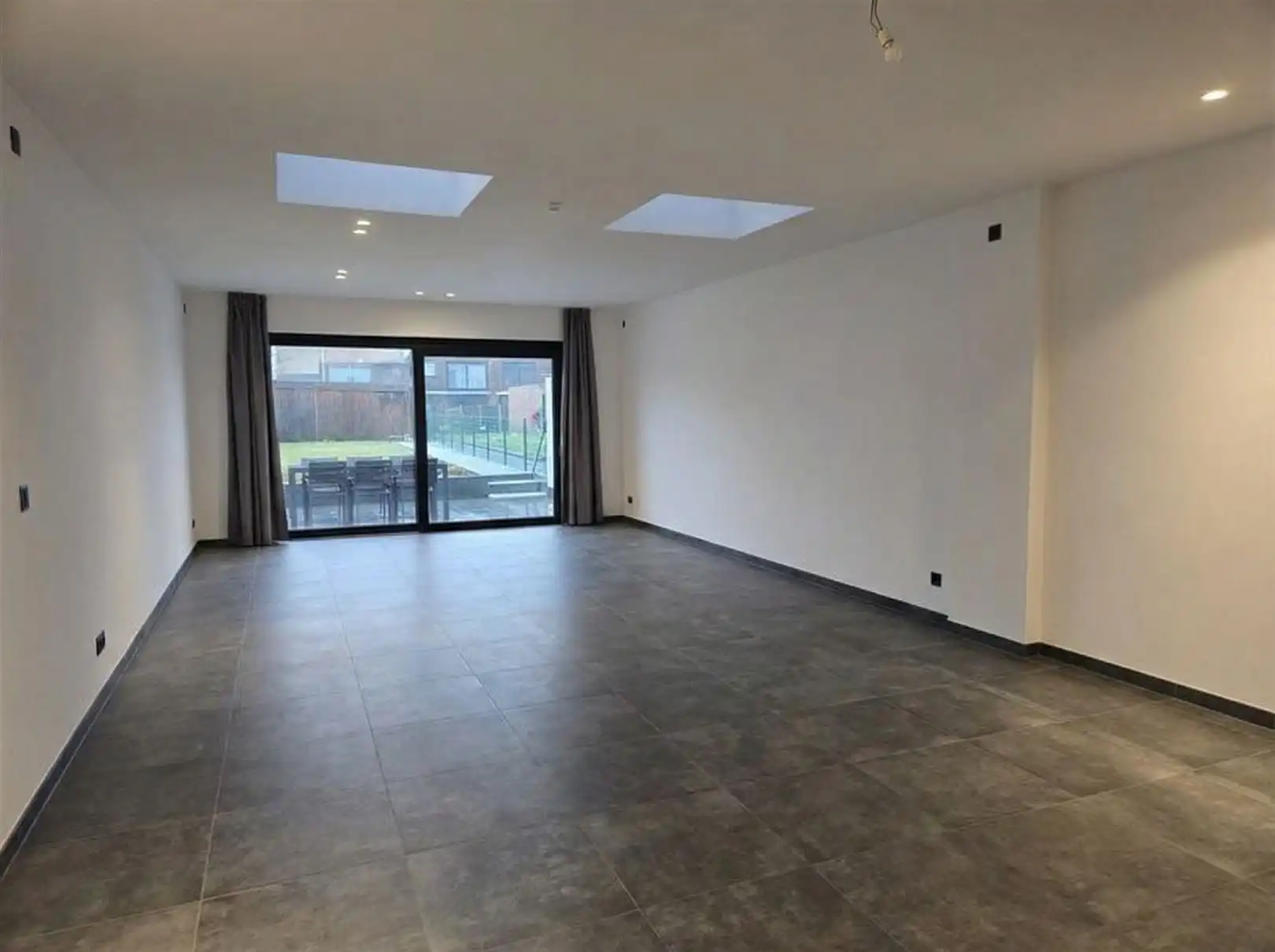 Instapklare woning te huur in Nederename foto 4