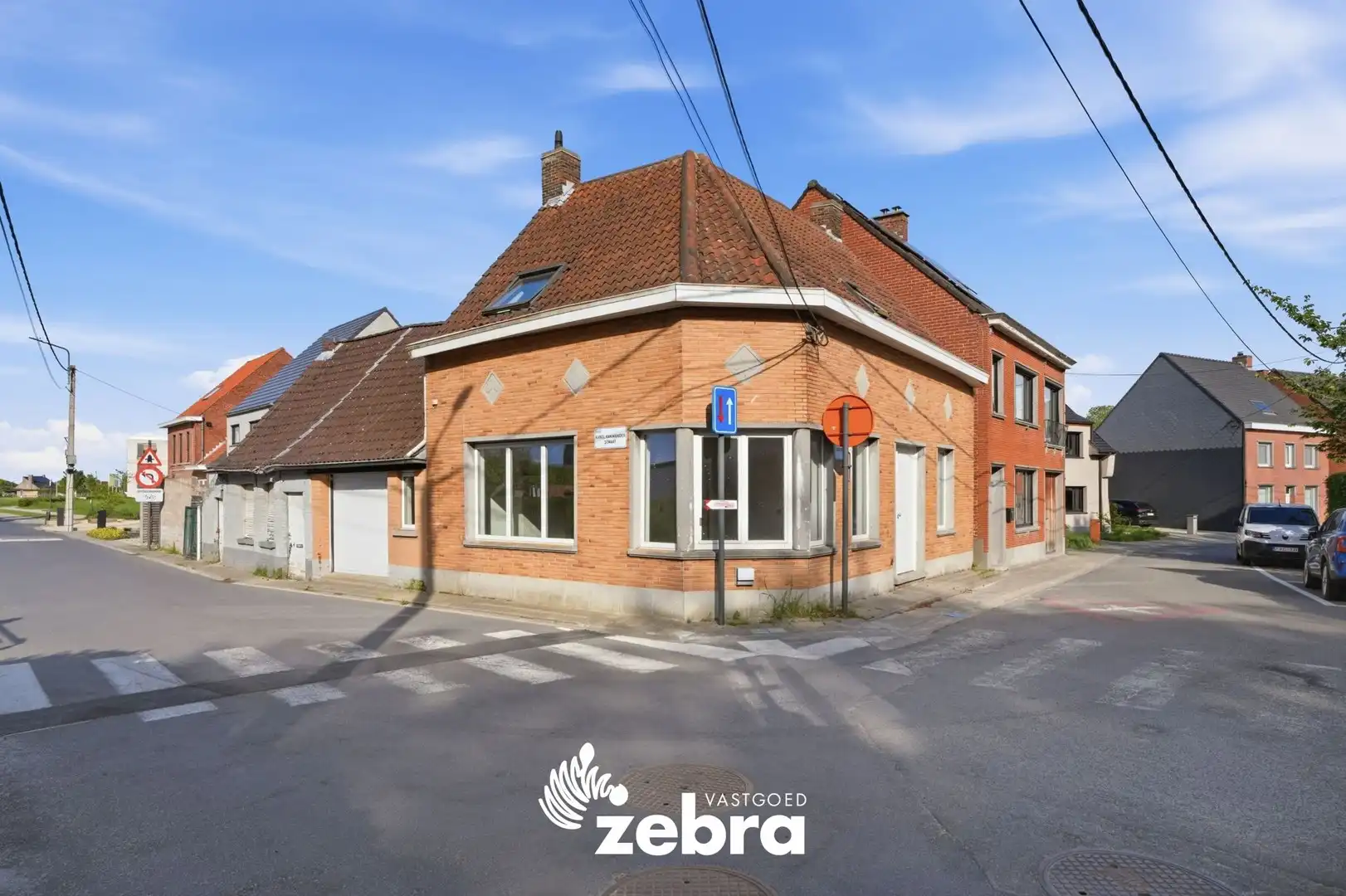 Charmante hoekwoning met garage en ruime bijgebouwen in Meulebeke! foto 26