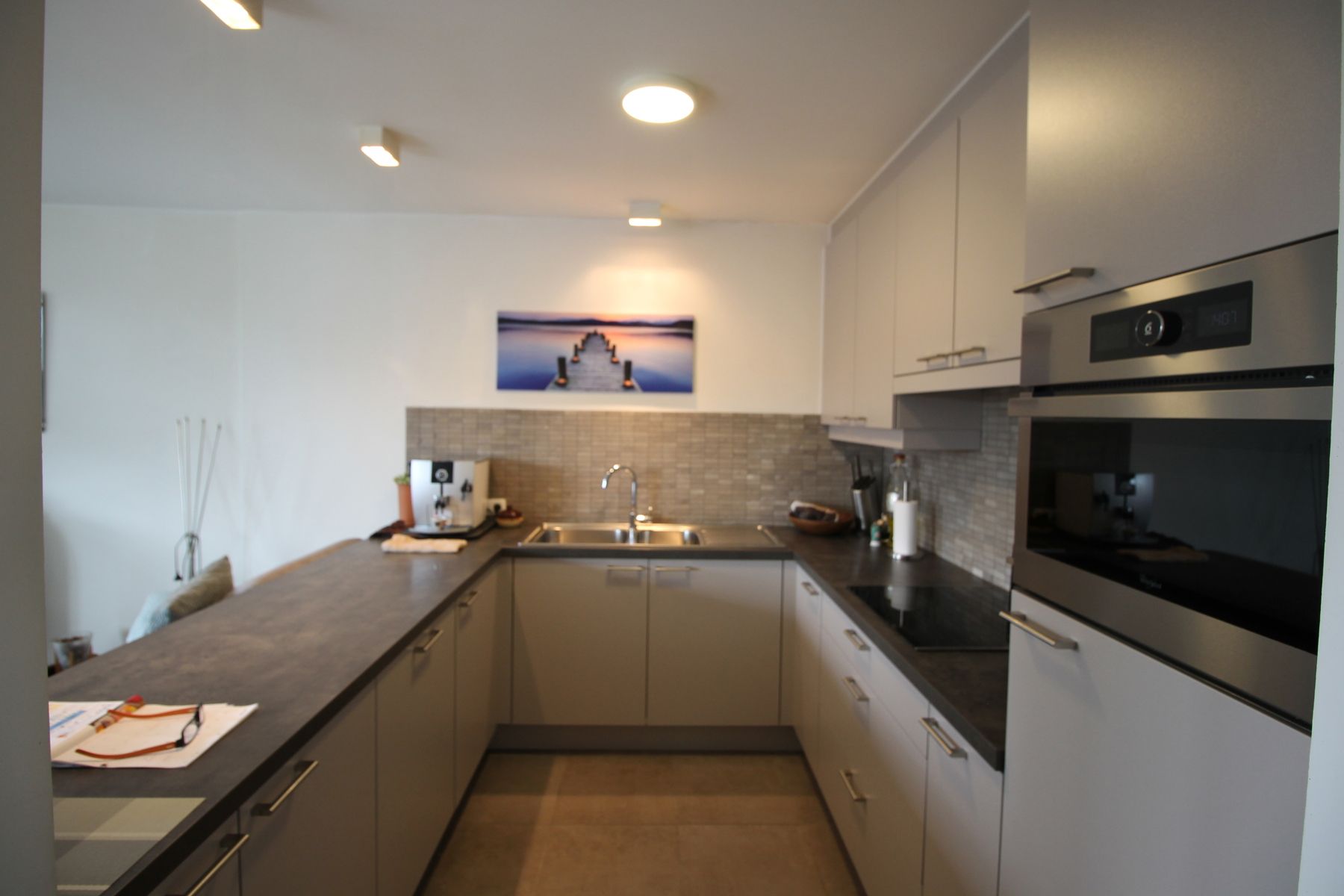 Een appartement op de 2de verdieping met 2 slaapkamers en lift. foto 5