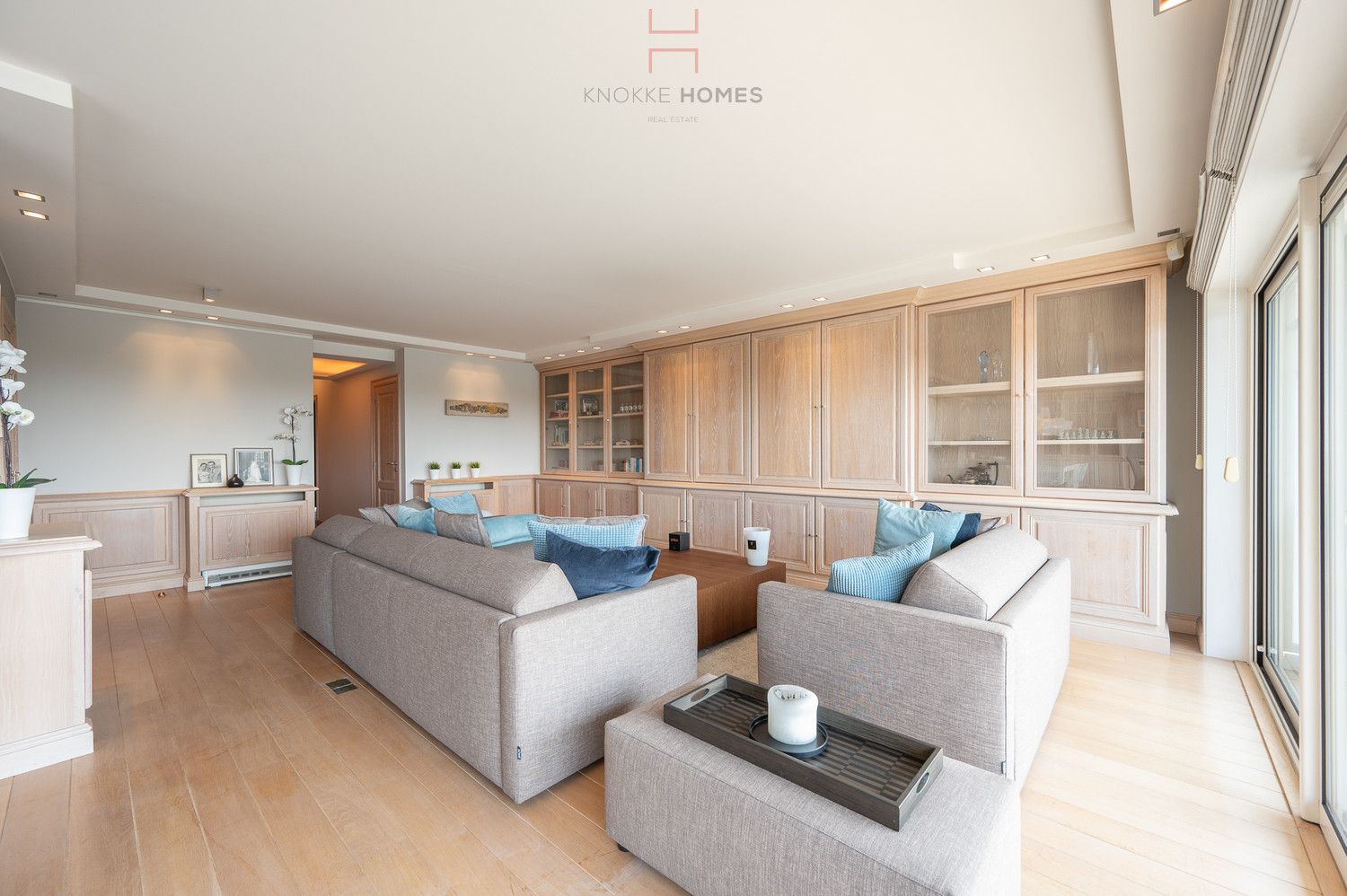 Riant appartement met open zicht over het meer van Duinbergen foto 3