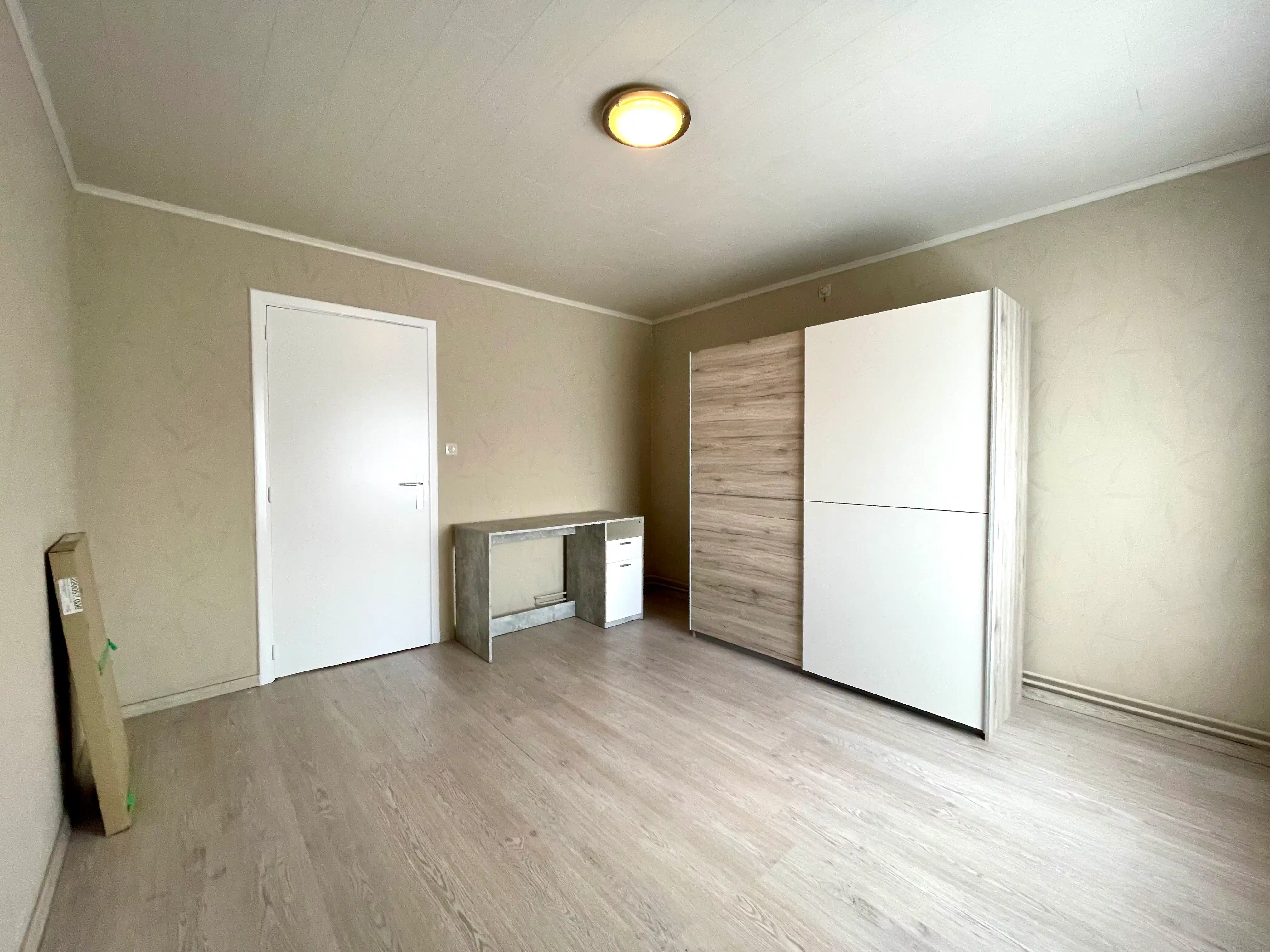 Ruim duplexappartement met 3 slaapkamers foto 11
